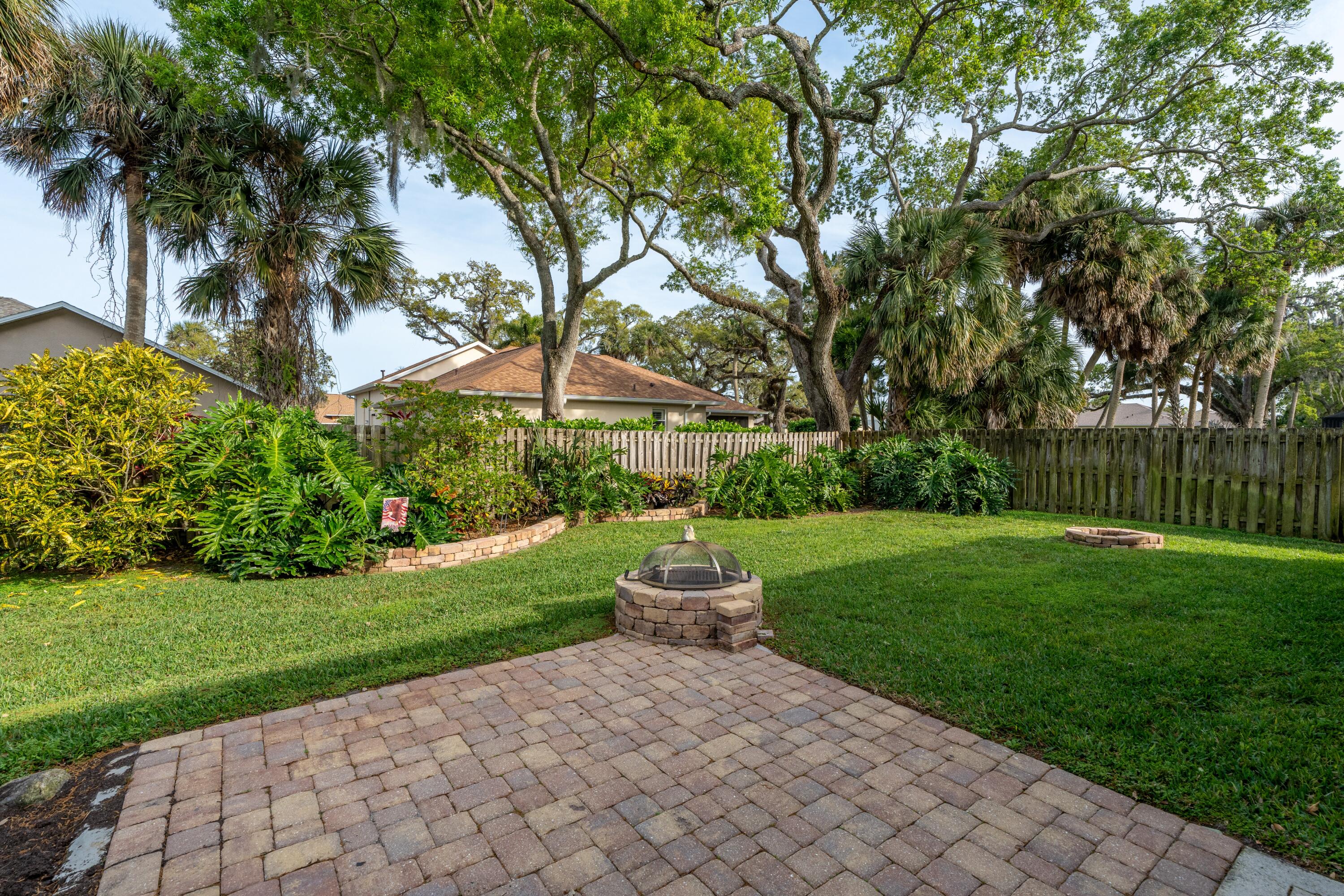 2313 Woodfield Circle