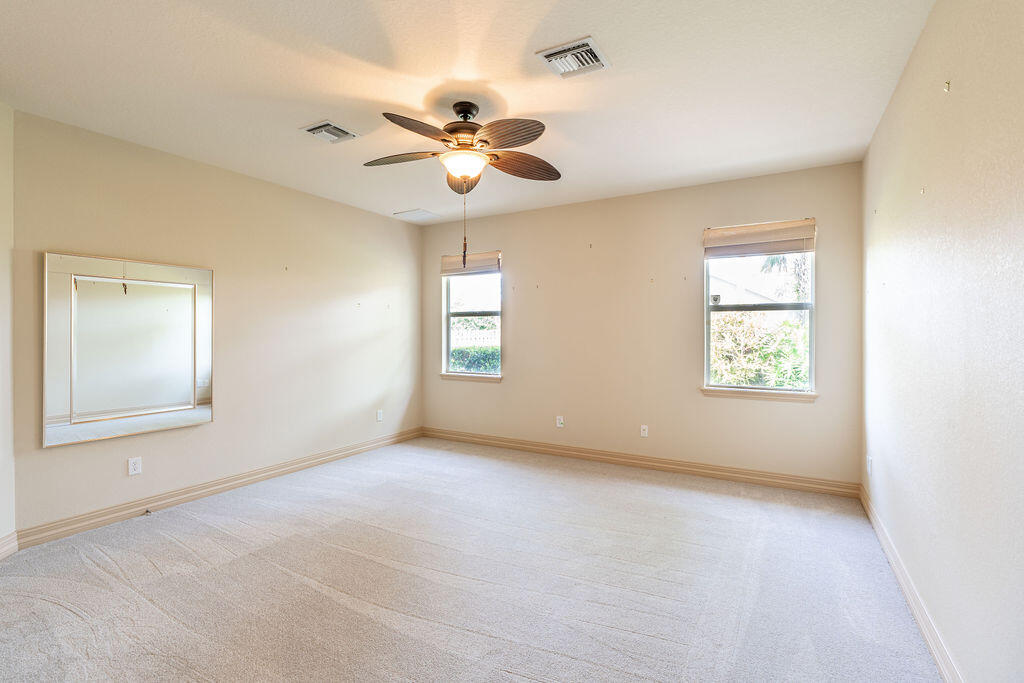 2313 Woodfield Circle