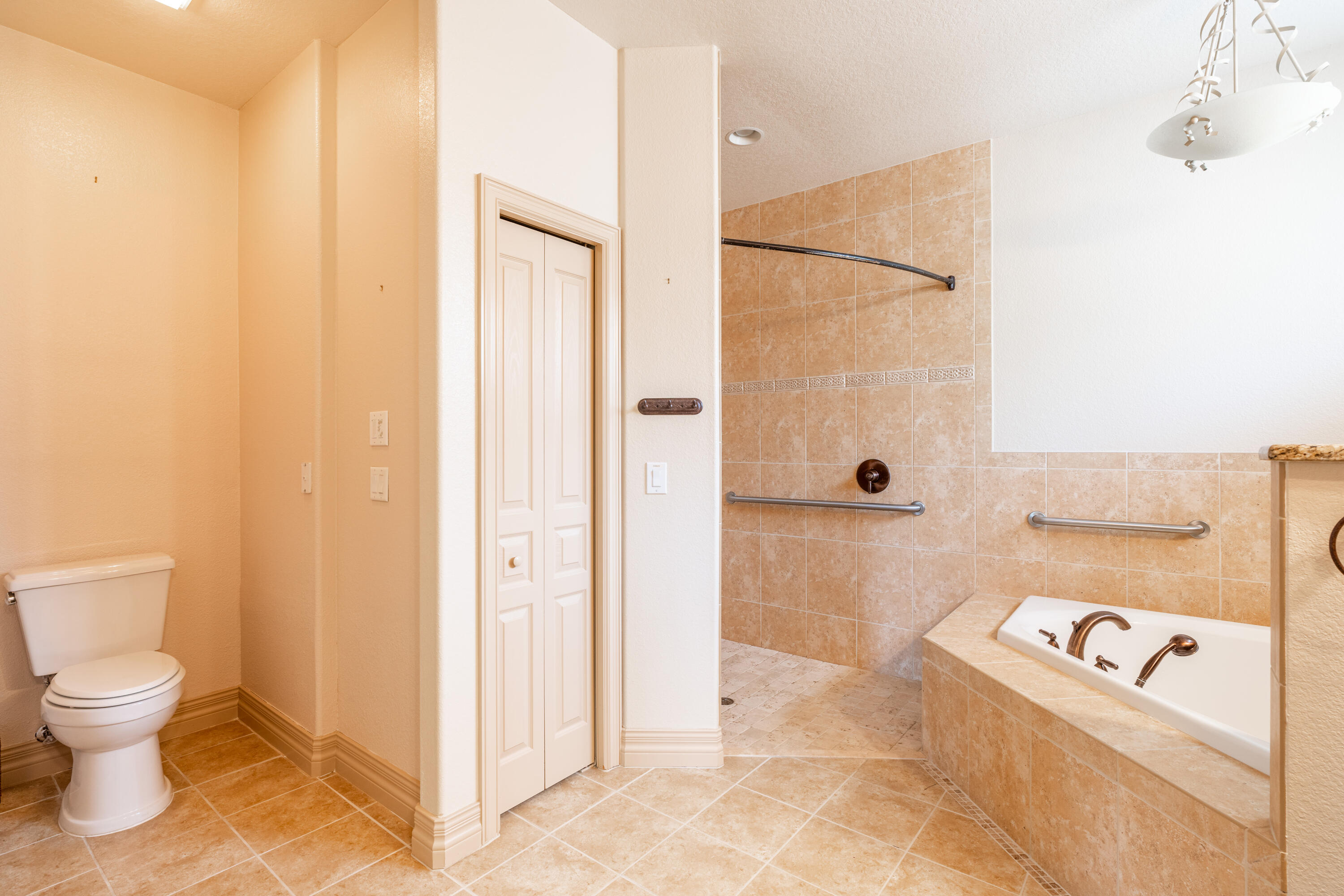 2313 Woodfield Circle