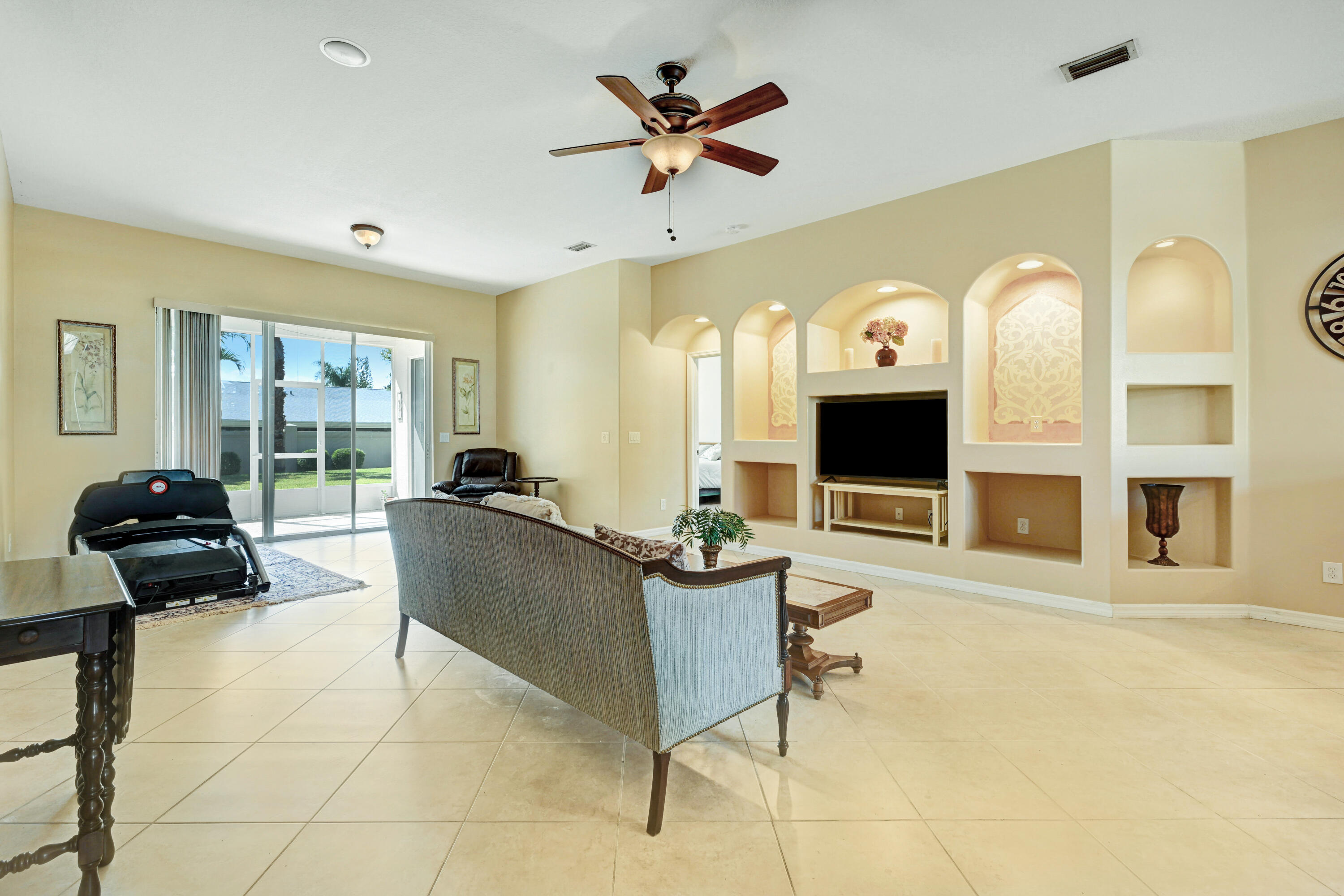 1488 Tipperary Drive