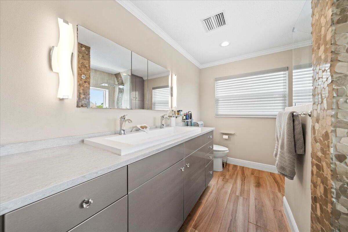 425 San Cristobal Court