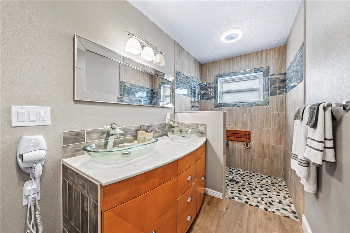 425 San Cristobal Court