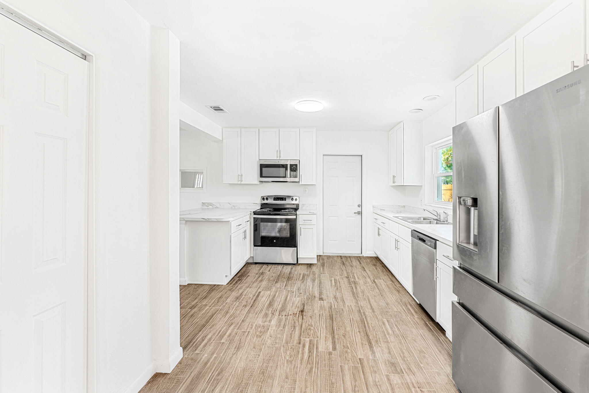 130 W Osceola Lane