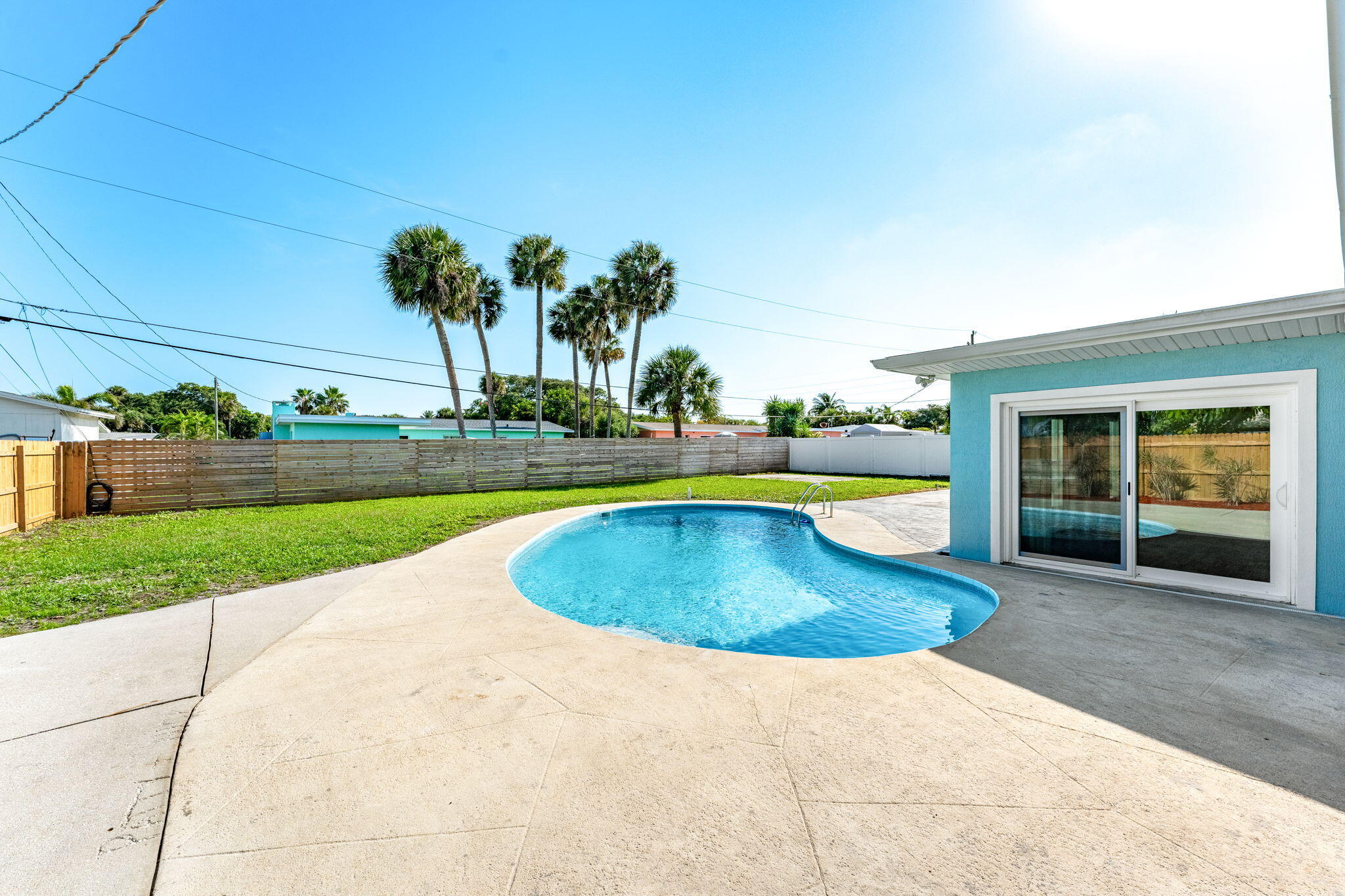 130 W Osceola Lane
