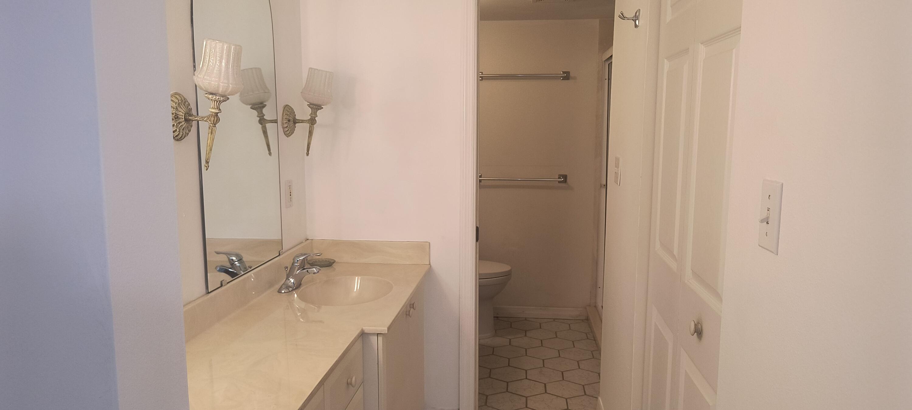 1611 Minutemen Causeway 111