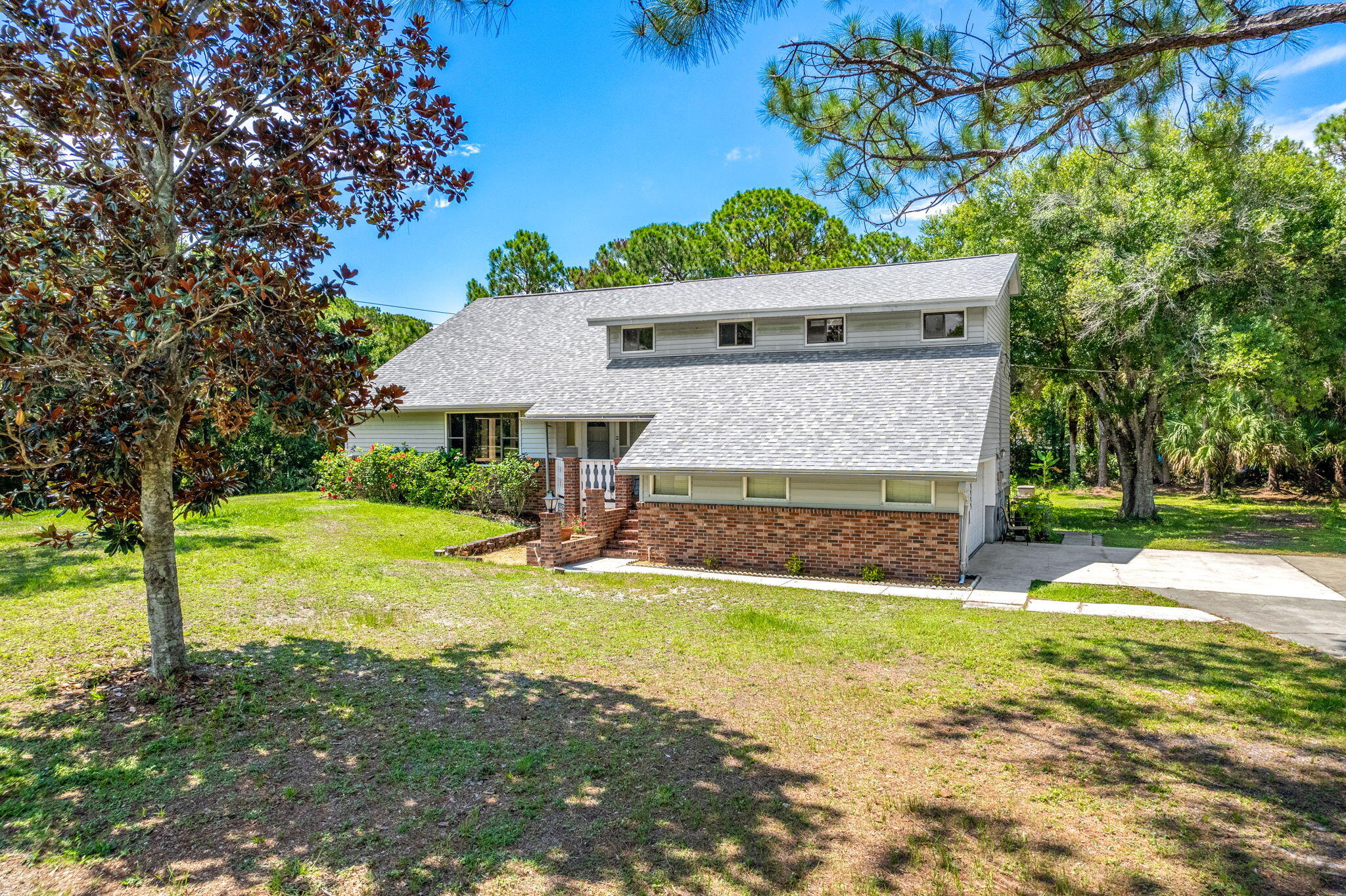 4550 Deerwood Trail