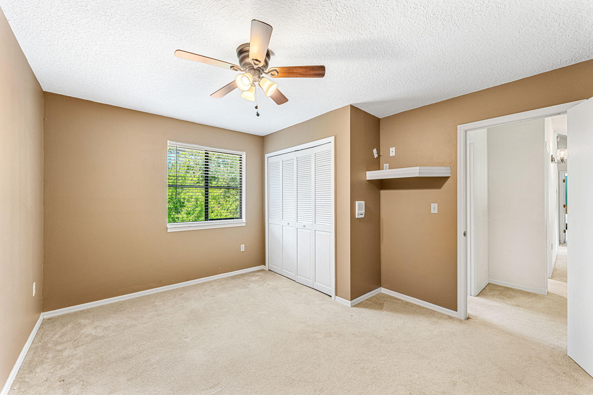 4550 Deerwood Trail