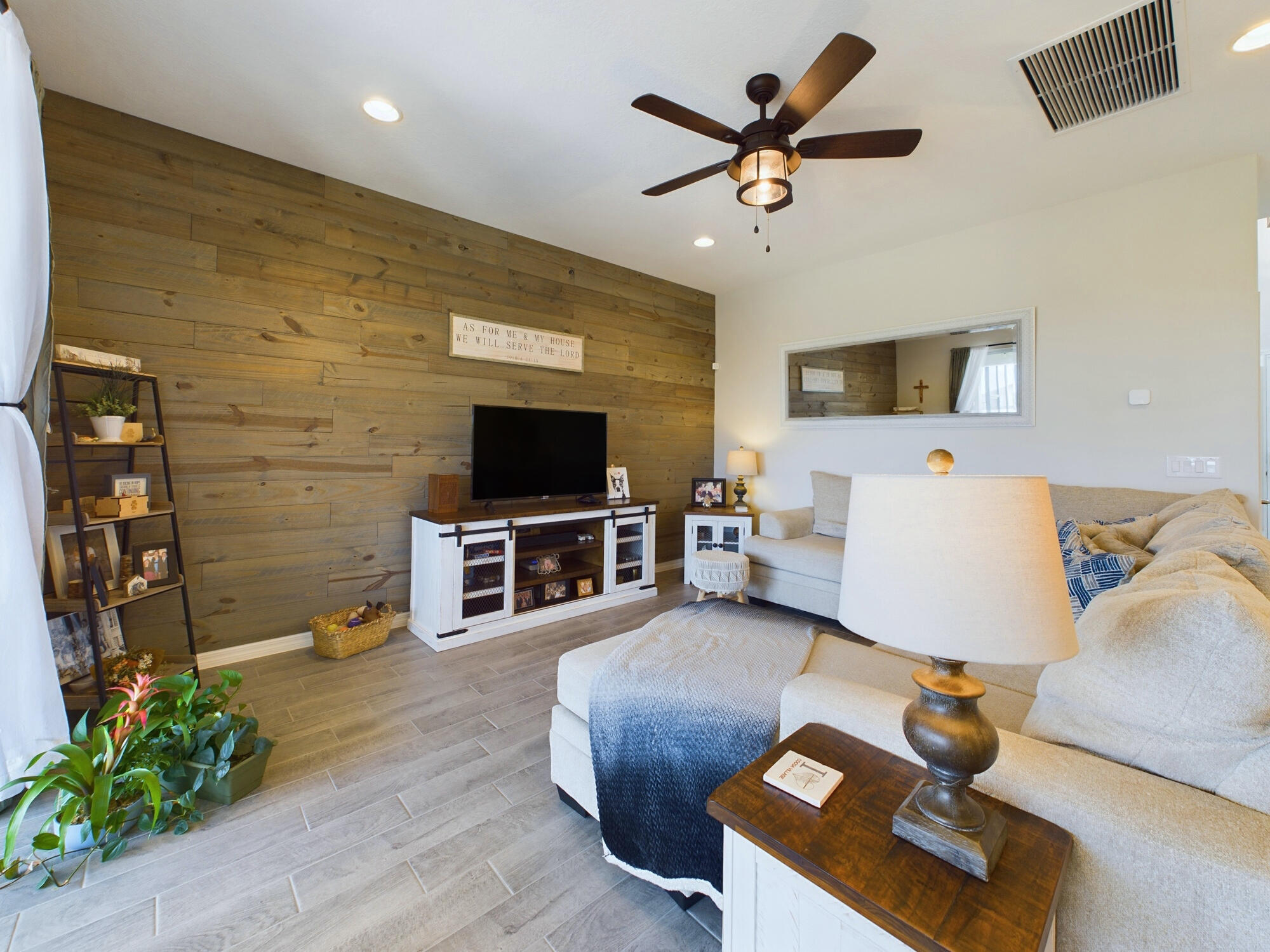 8020 Lucent Court