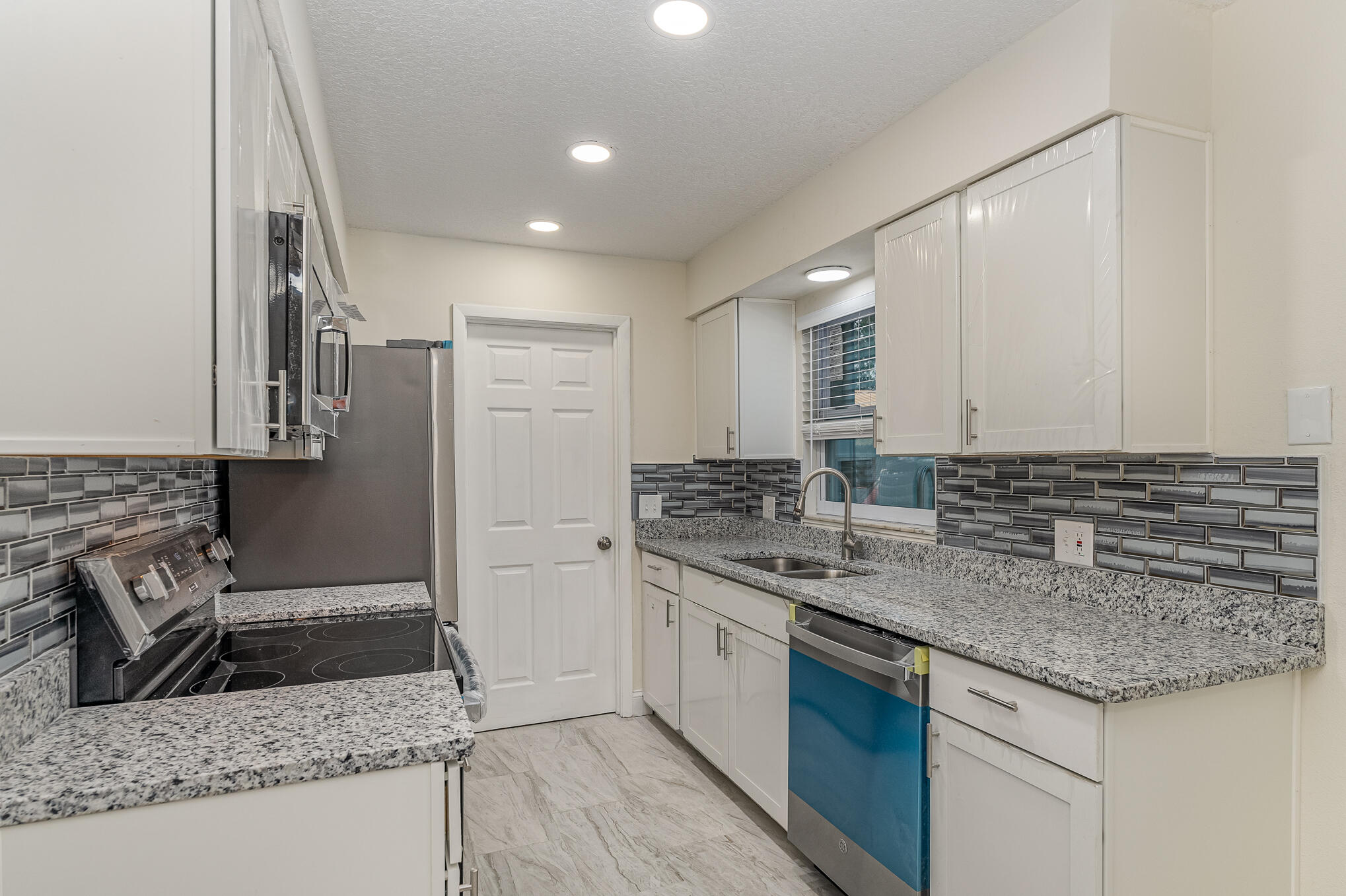 2896 Lancaster Road