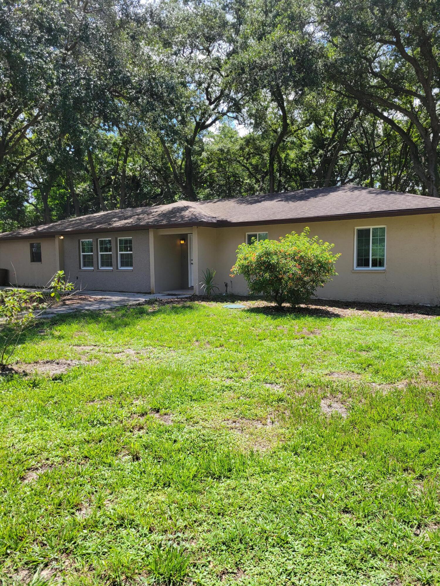 455 Oakwood Court