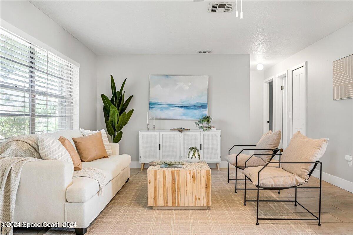 3738 Crossbow Drive