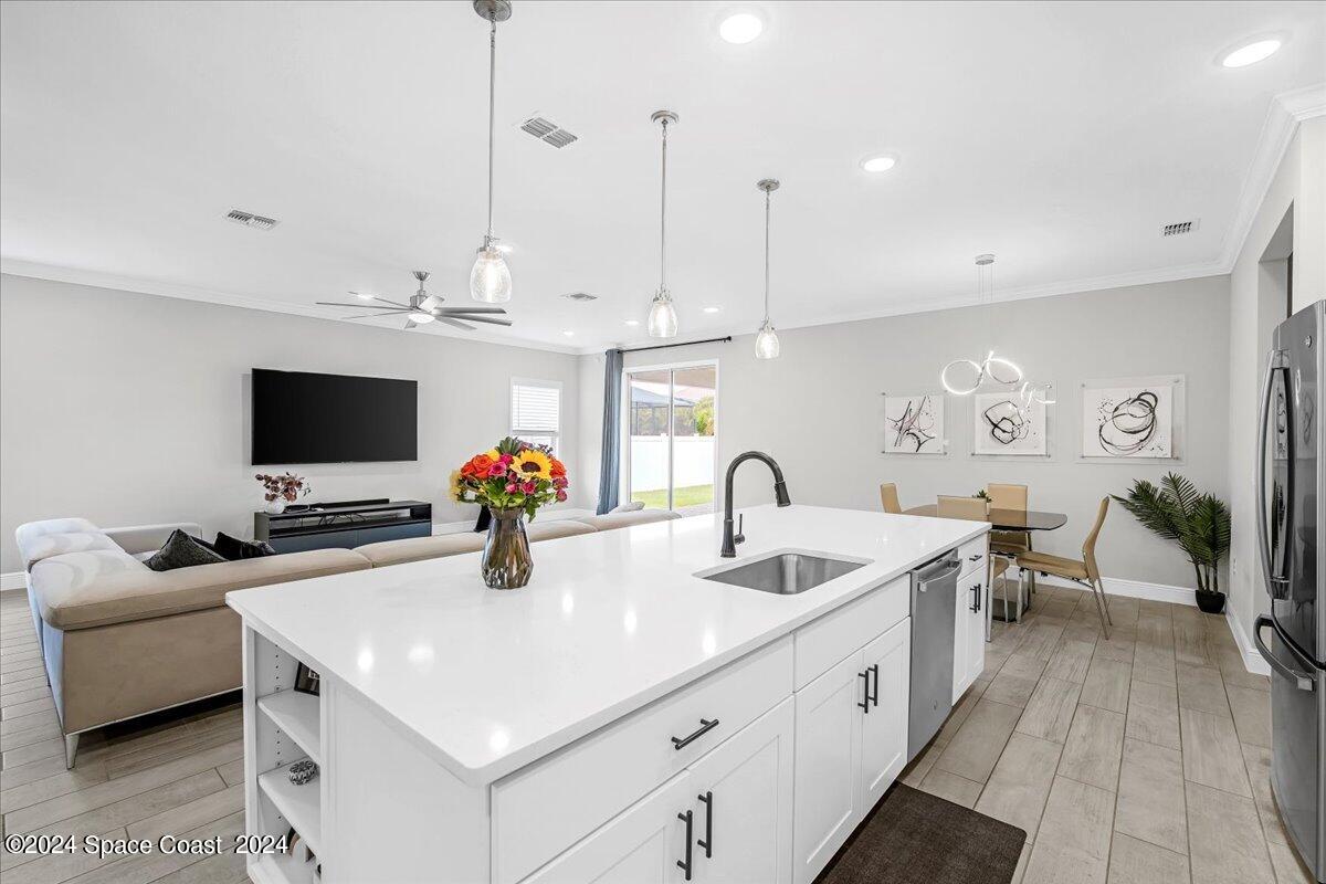4715 Hebron Drive