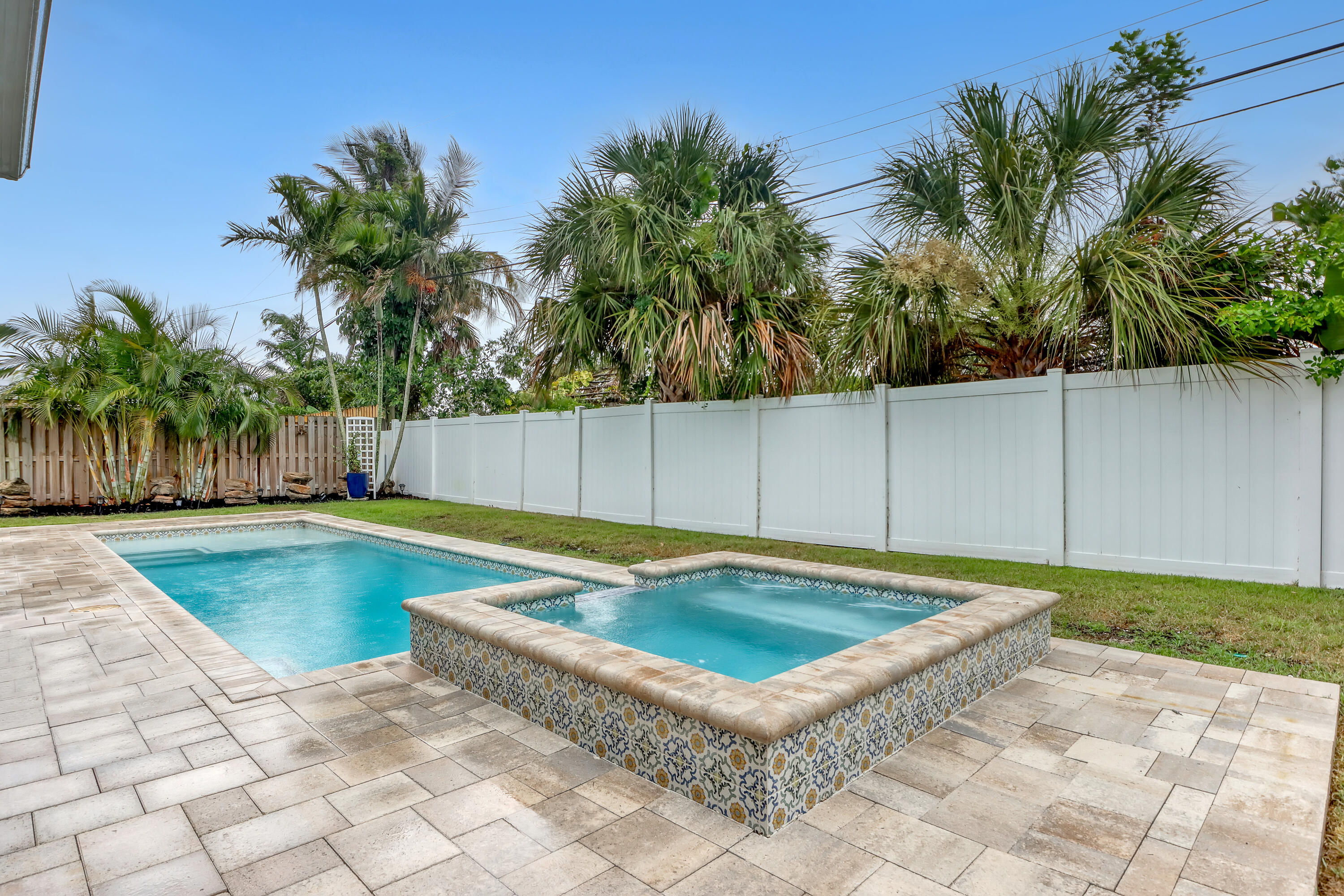 1054 Bali Road