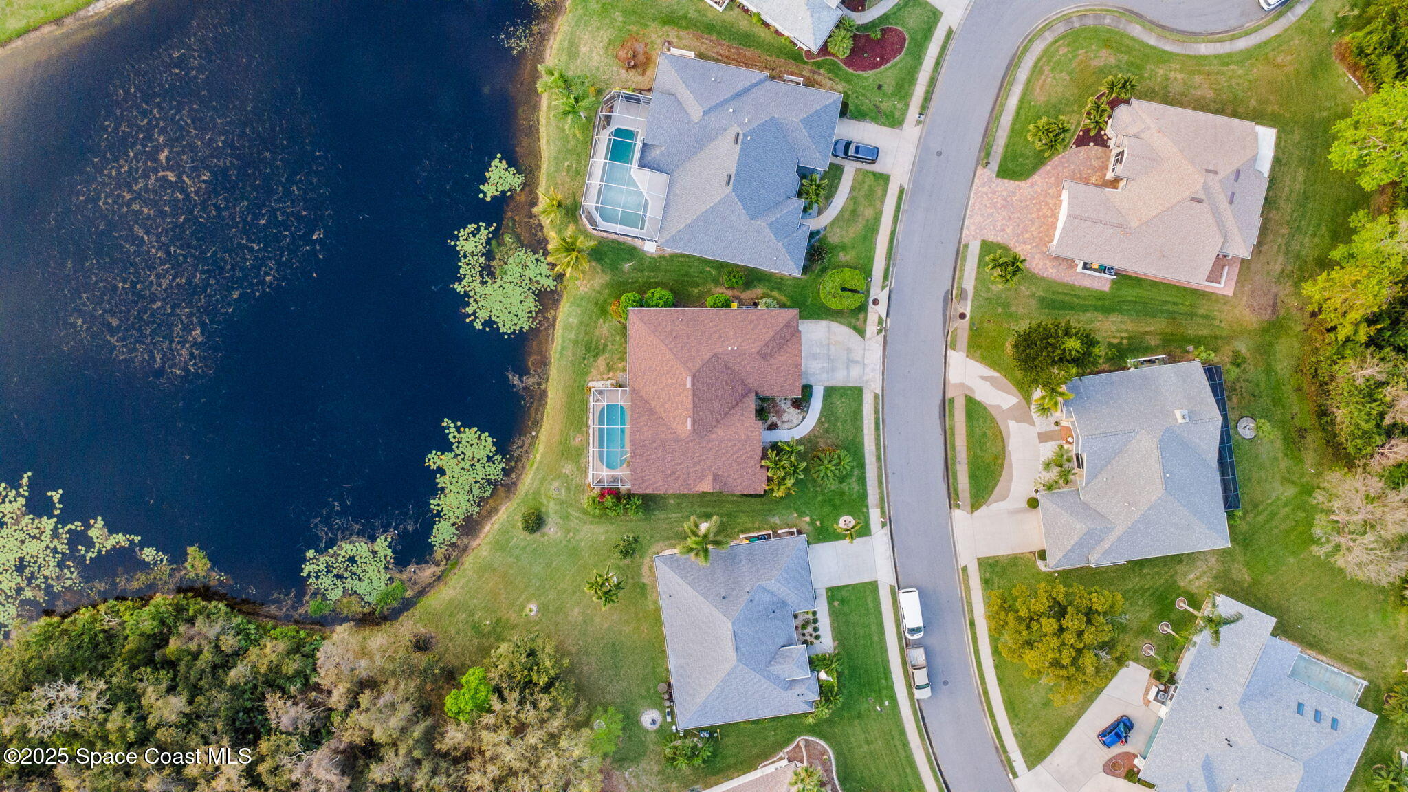 984 Victoria Place
