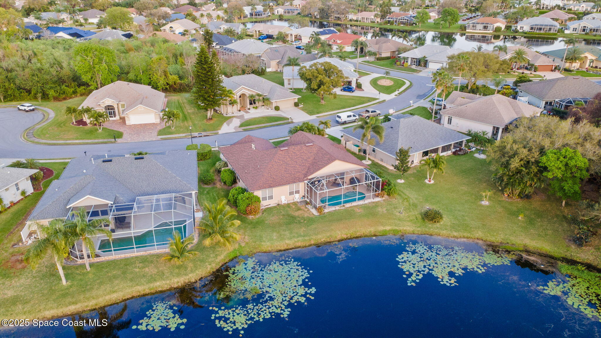 984 Victoria Place