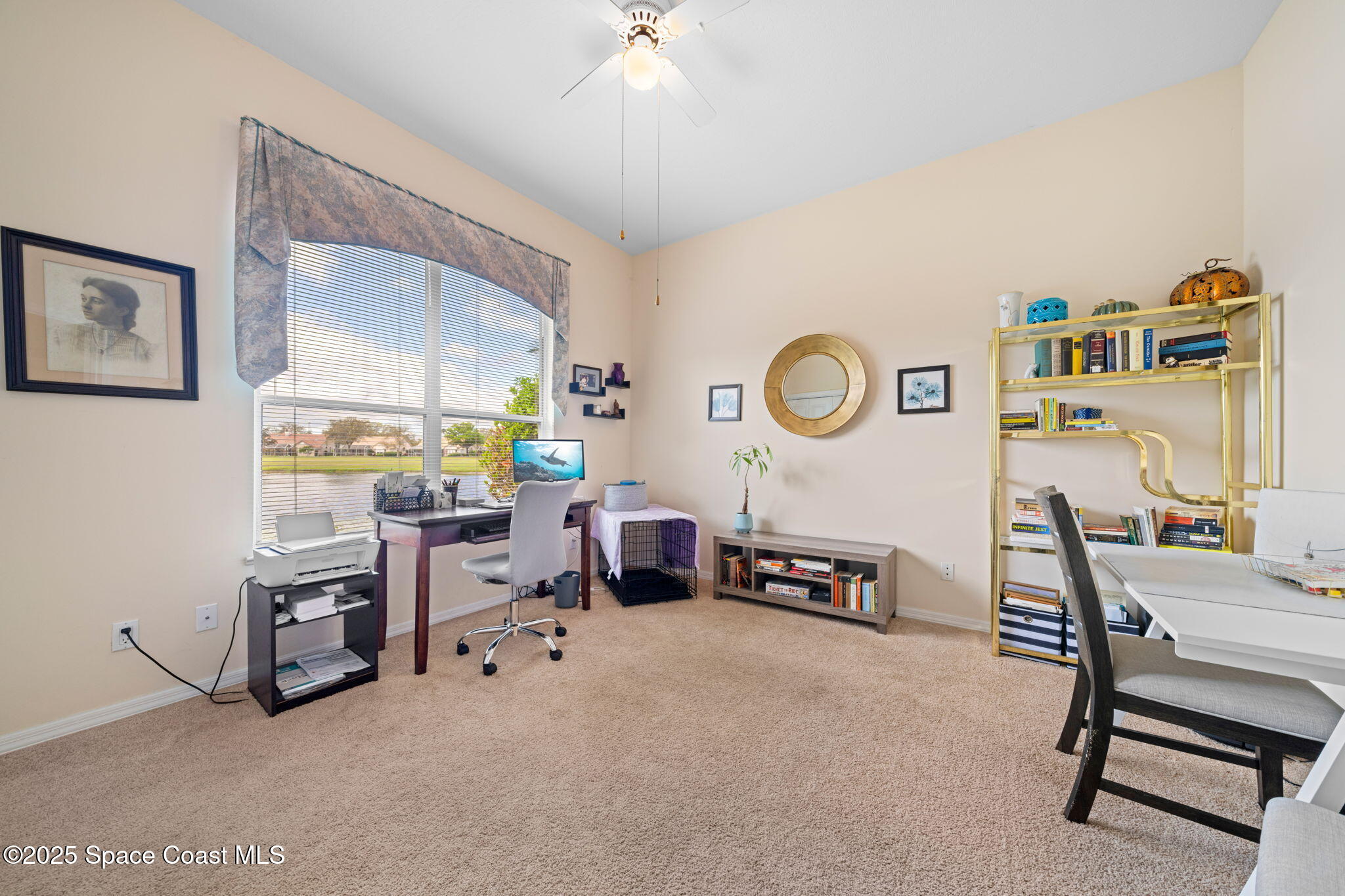 984 Victoria Place