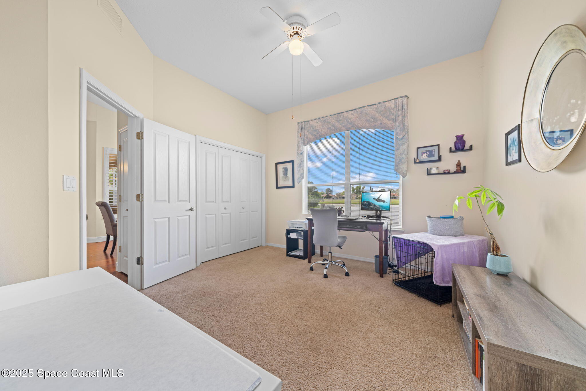 984 Victoria Place