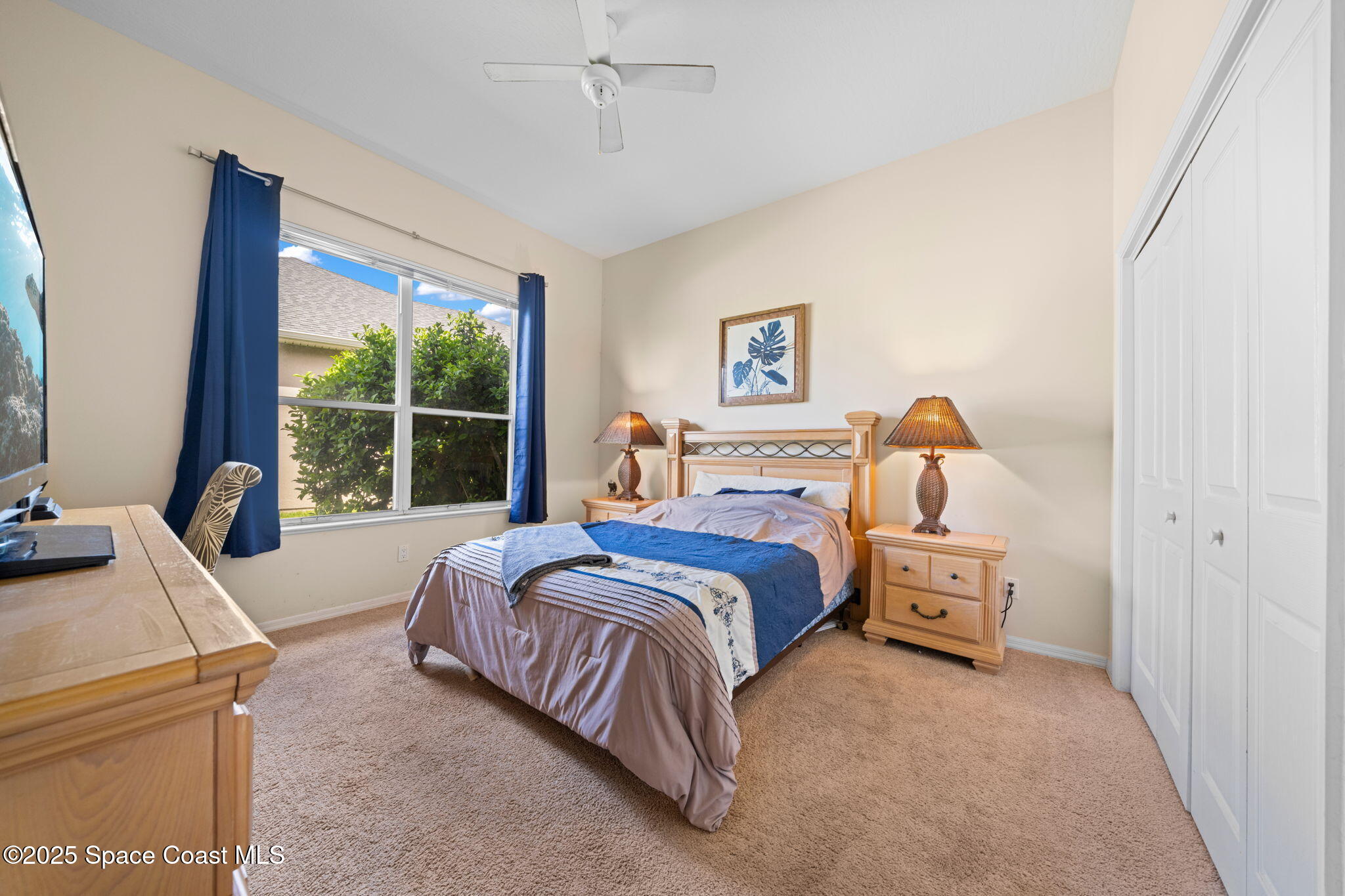 984 Victoria Place