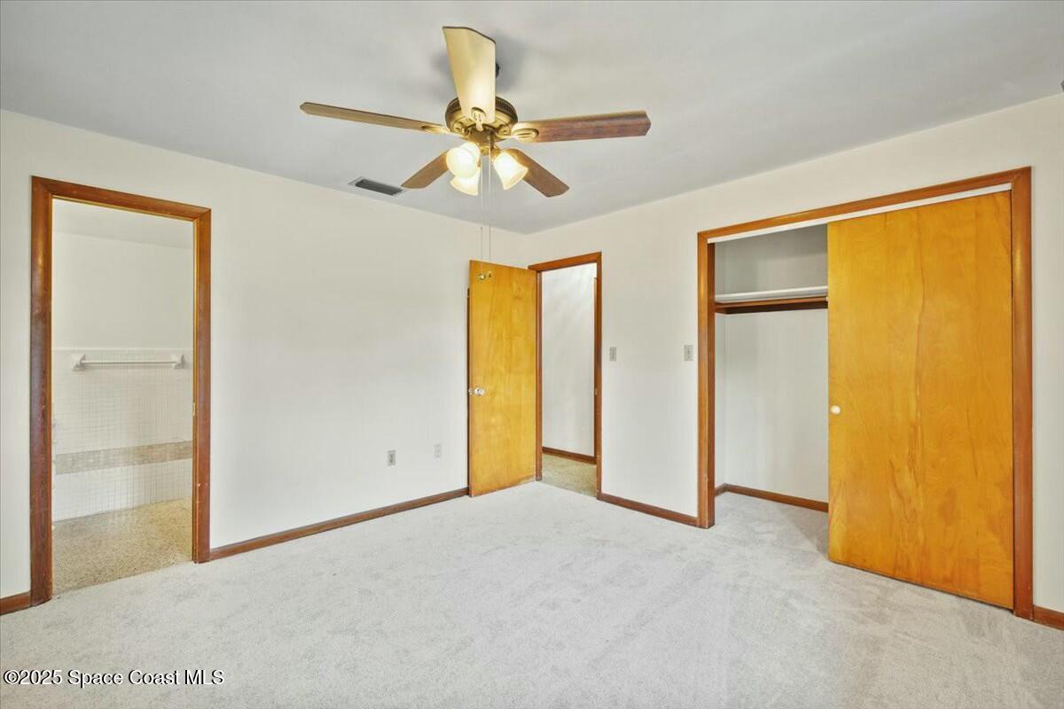 304 Meadowwood Lane