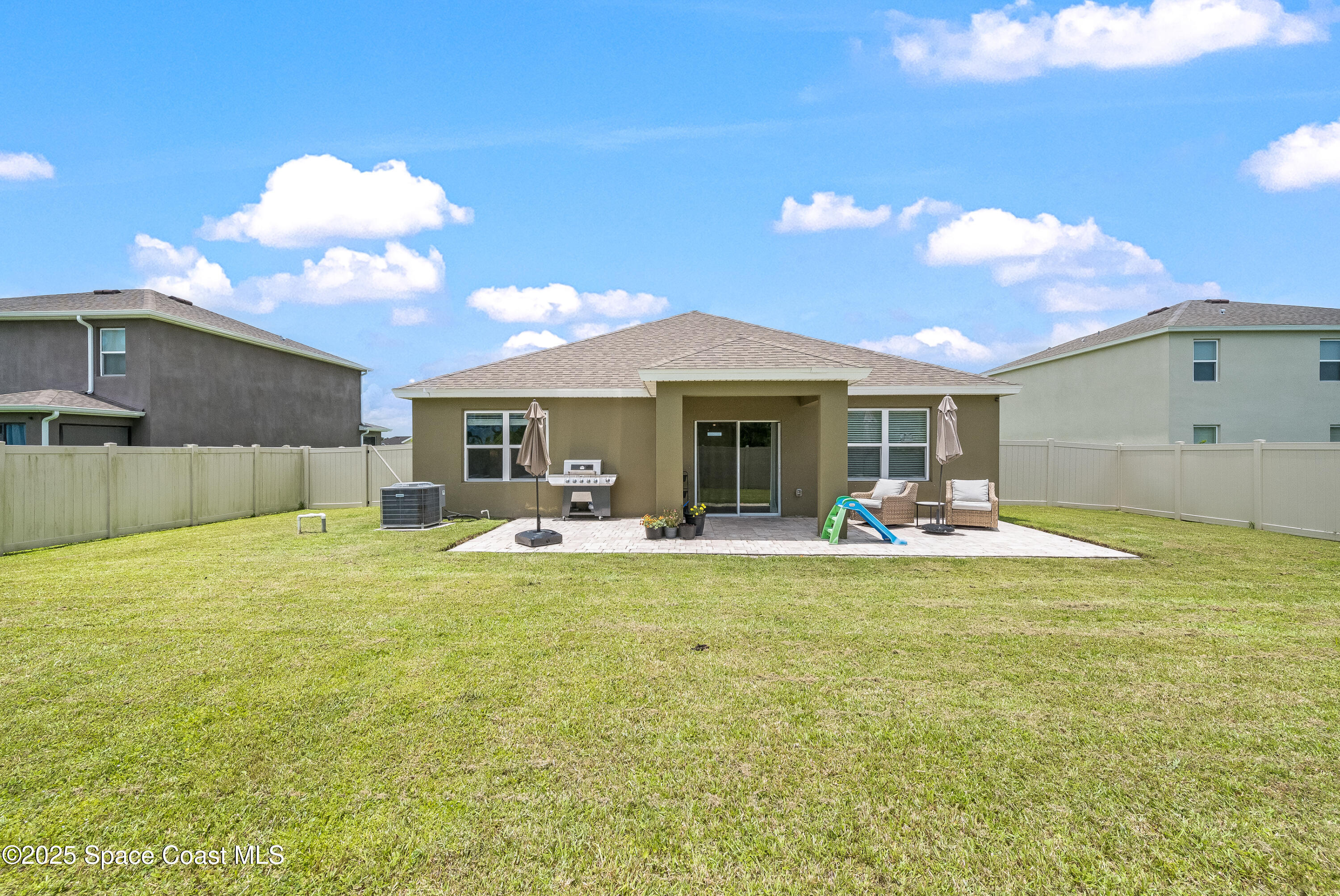 361 Guinevere Drive SW