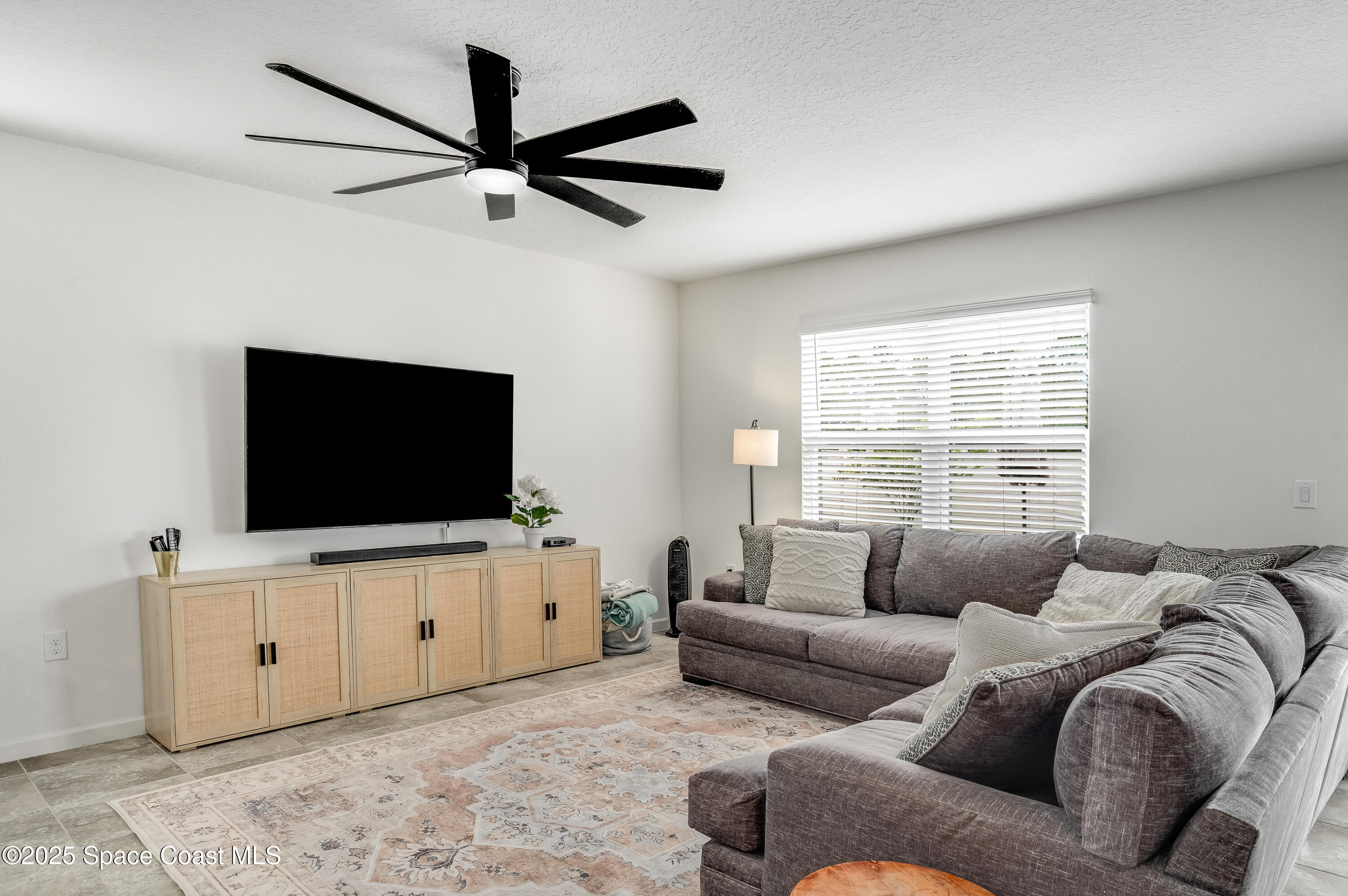 361 Guinevere Drive SW