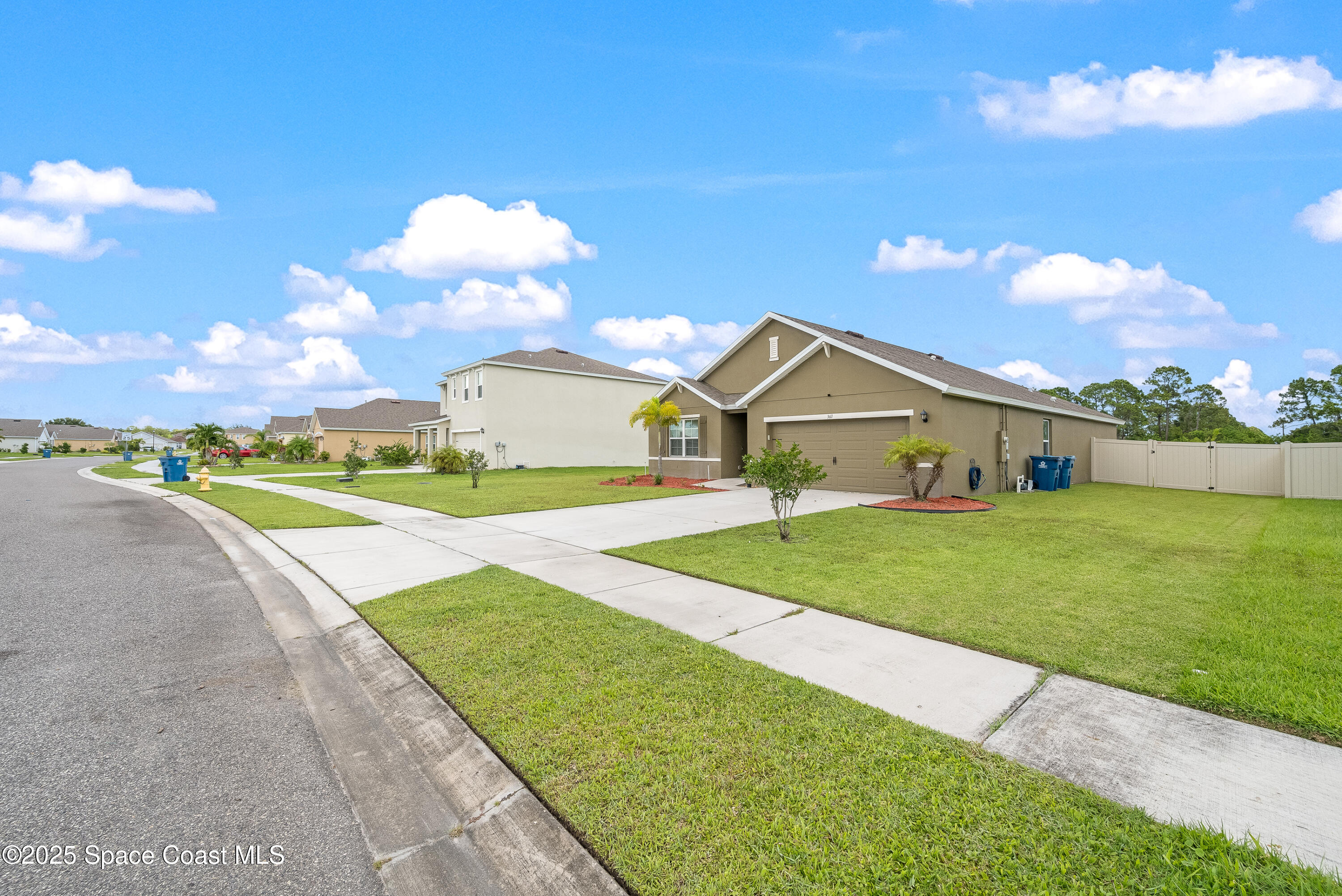 361 Guinevere Drive SW