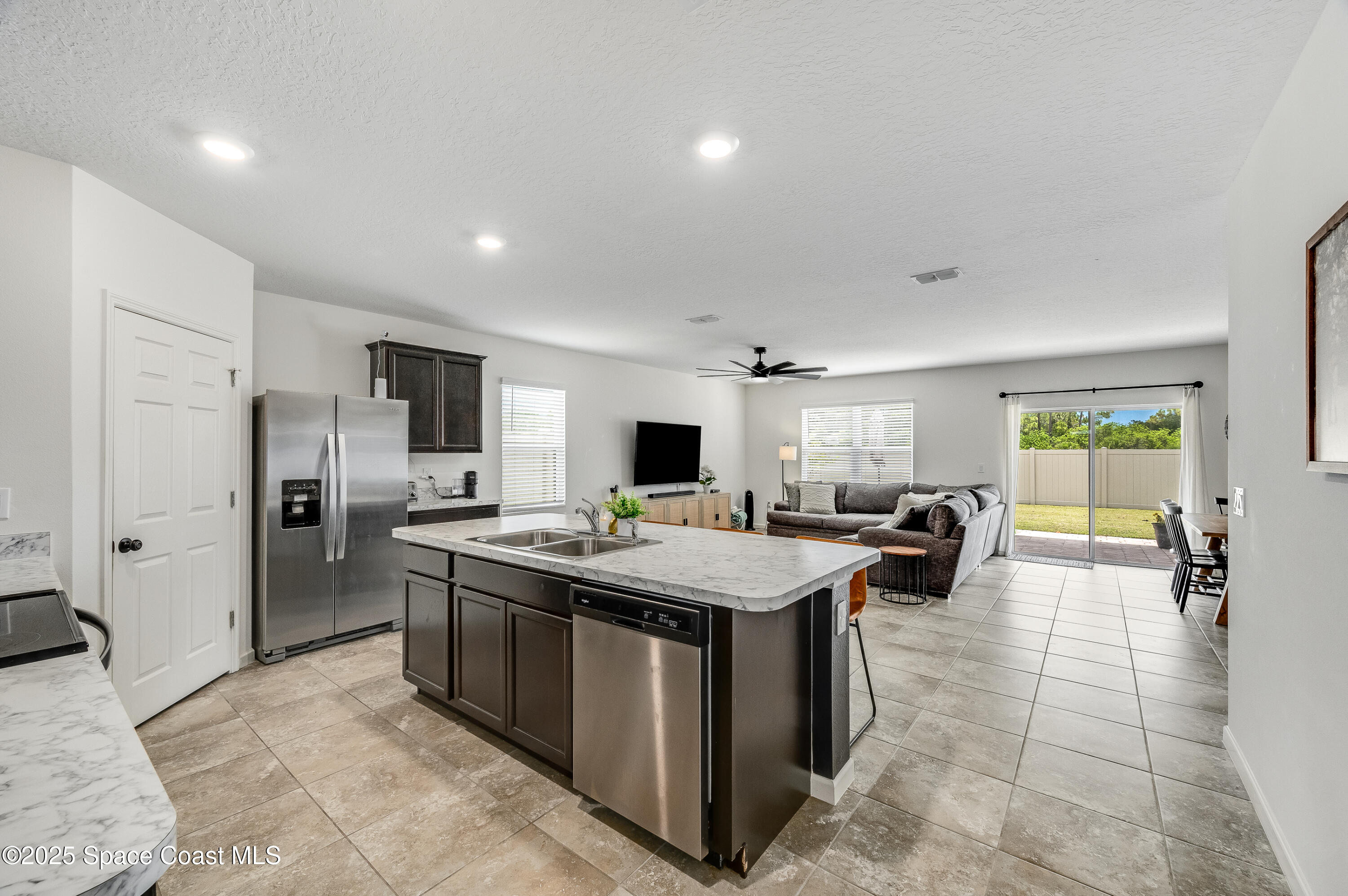 361 Guinevere Drive SW