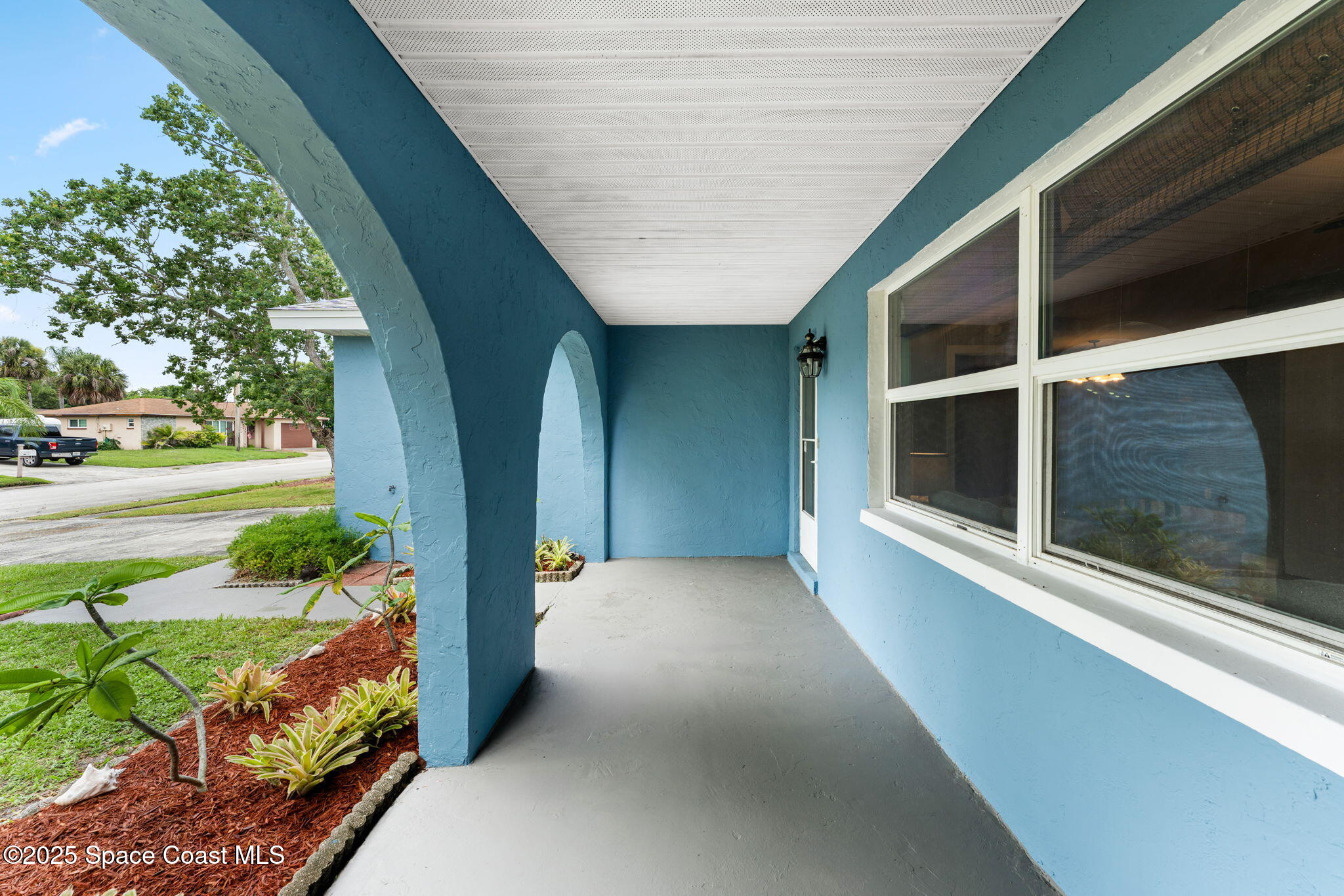 2807 Golfview Drive