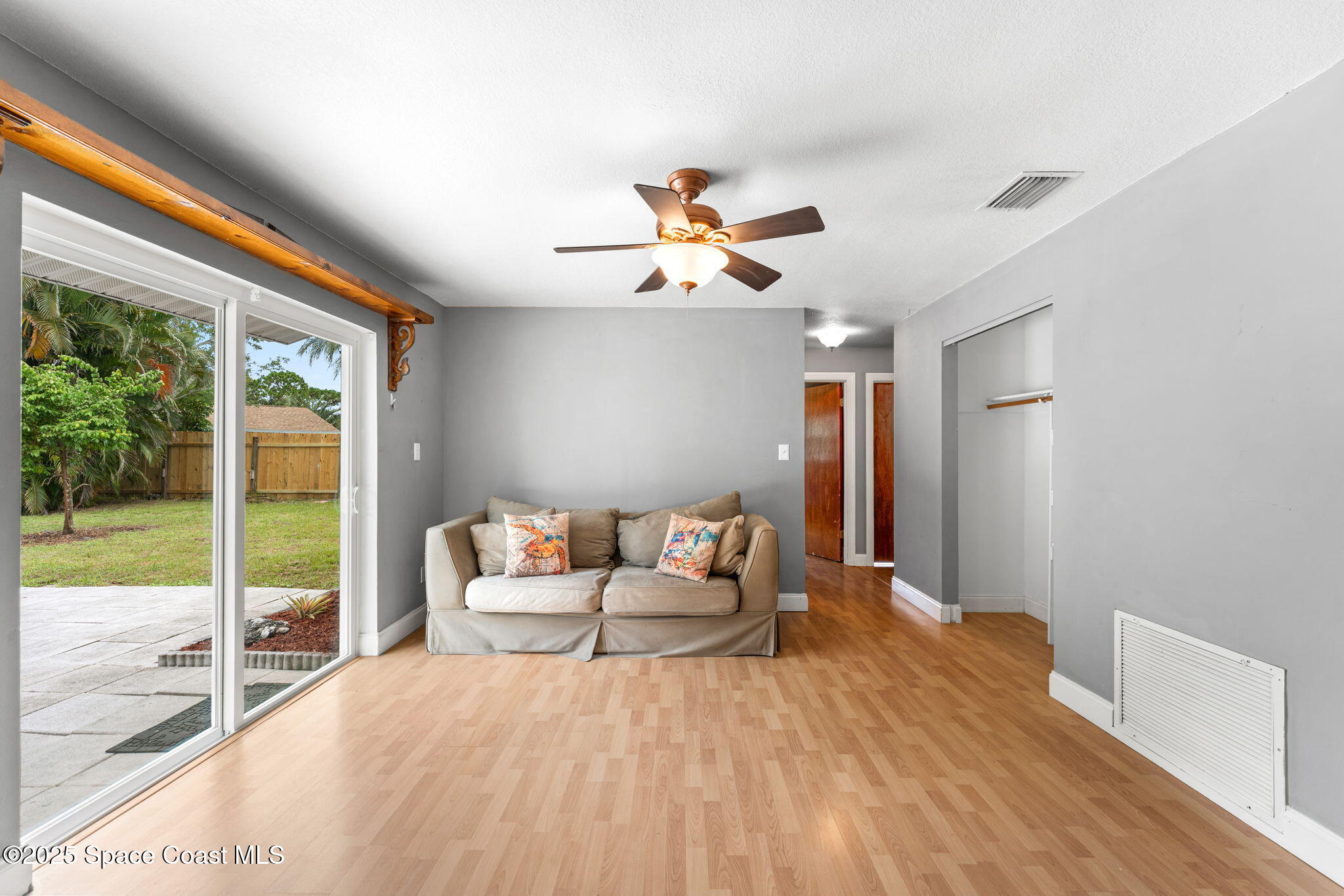2807 Golfview Drive
