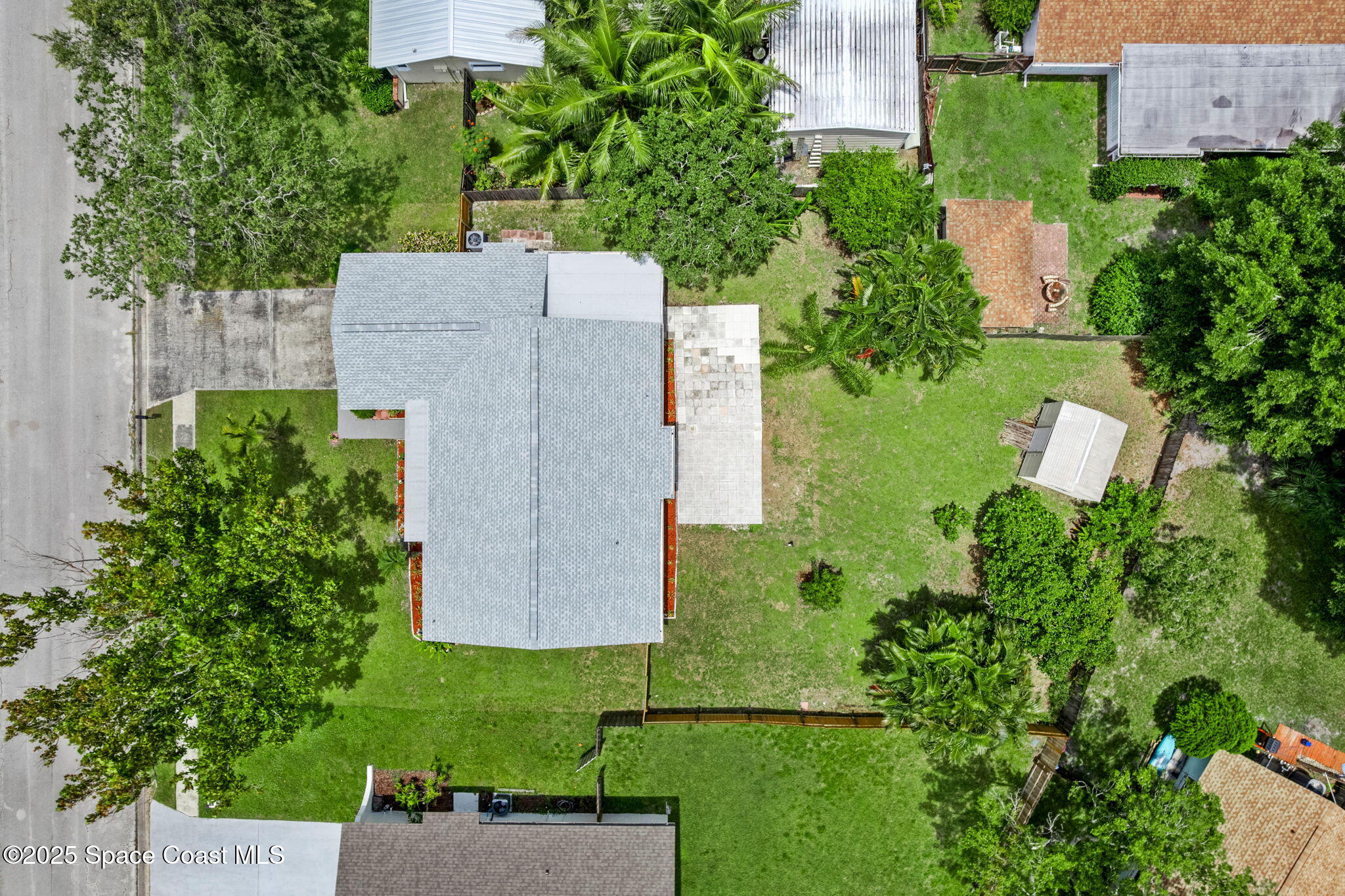 2807 Golfview Drive