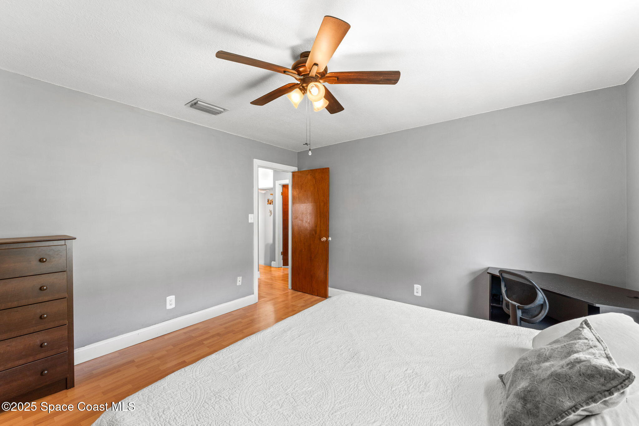 2807 Golfview Drive