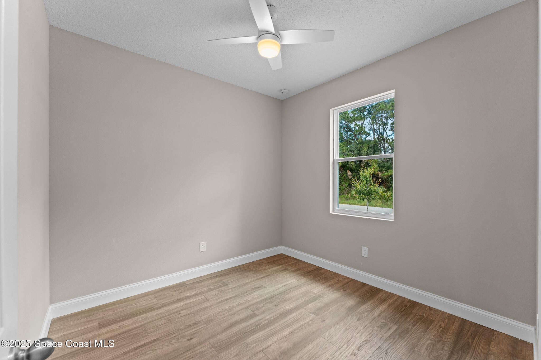 231 Sarah Road SW