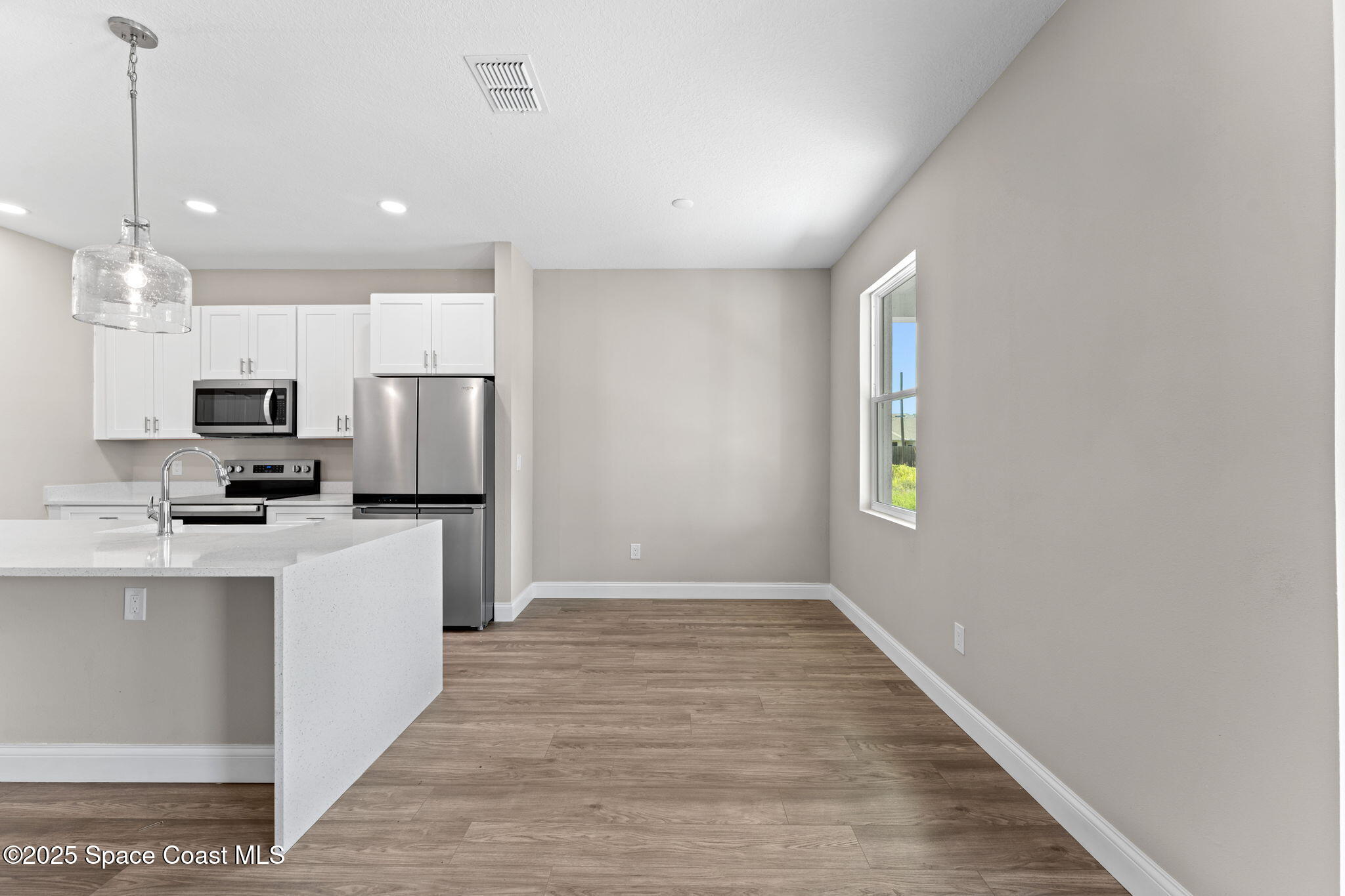 231 Sarah Road SW