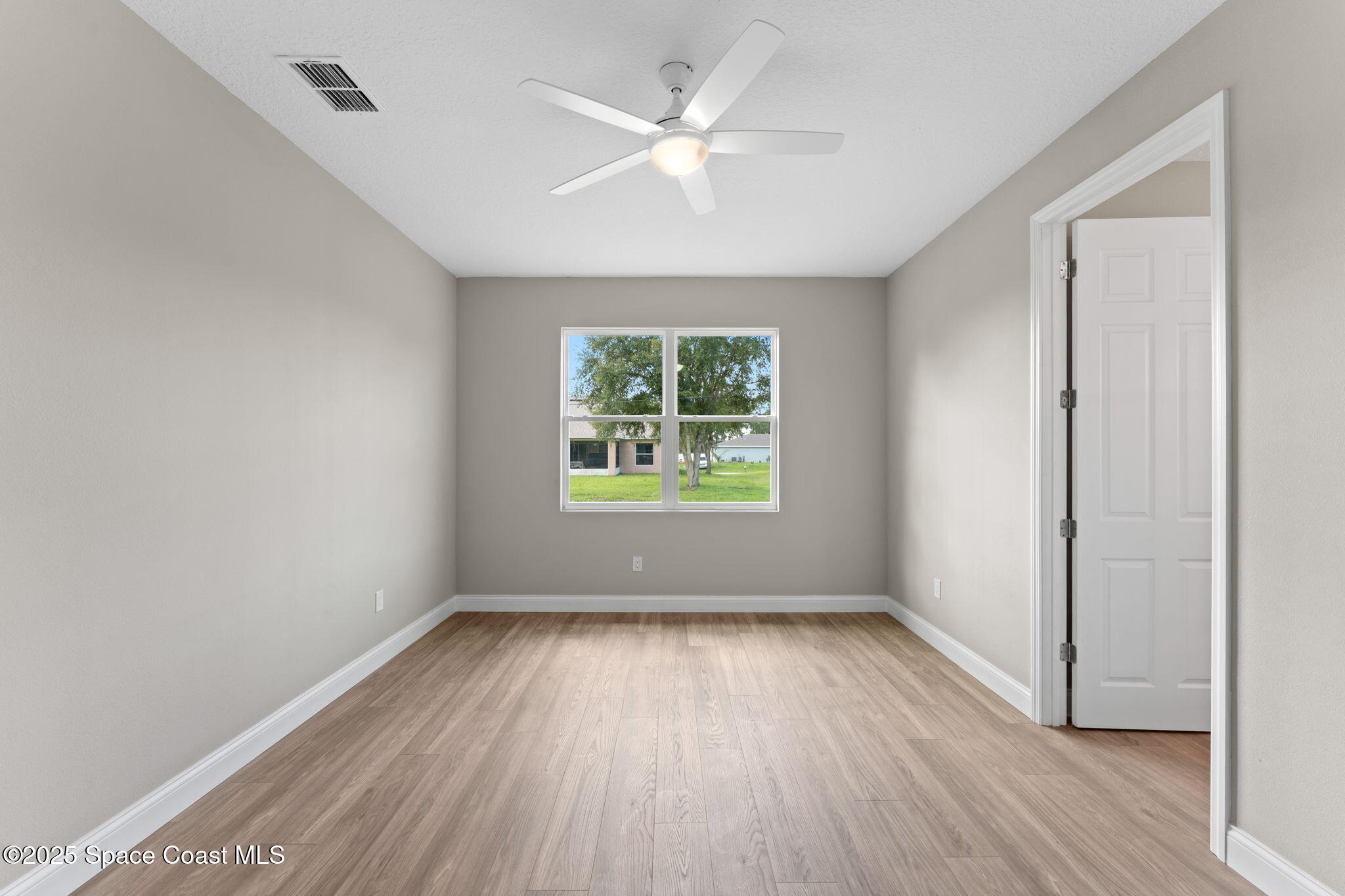 231 Sarah Road SW