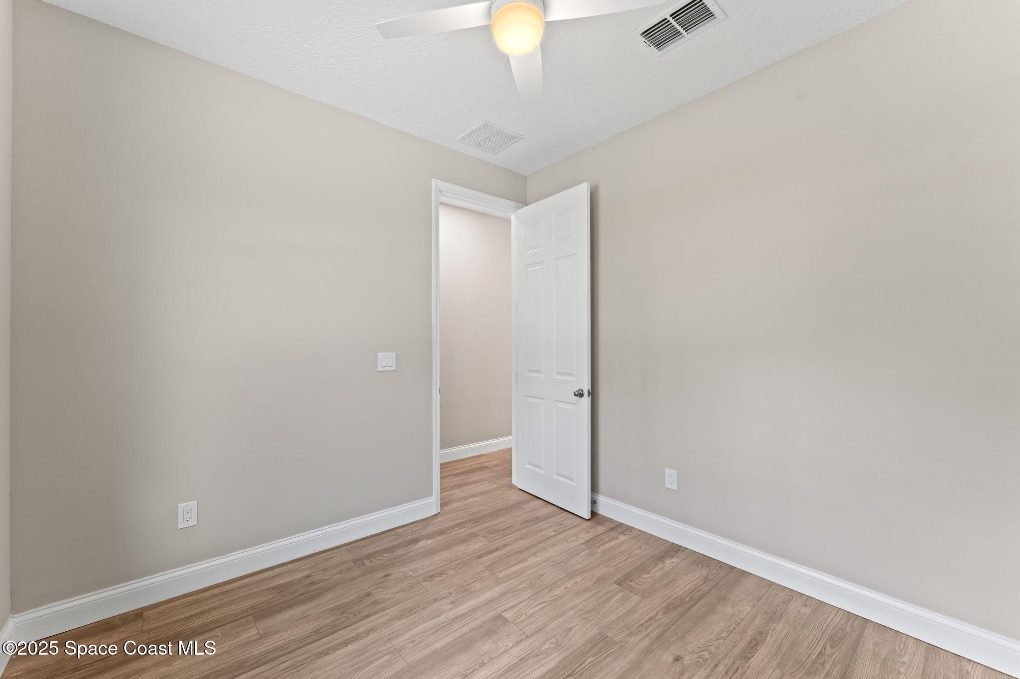 231 Sarah Road SW