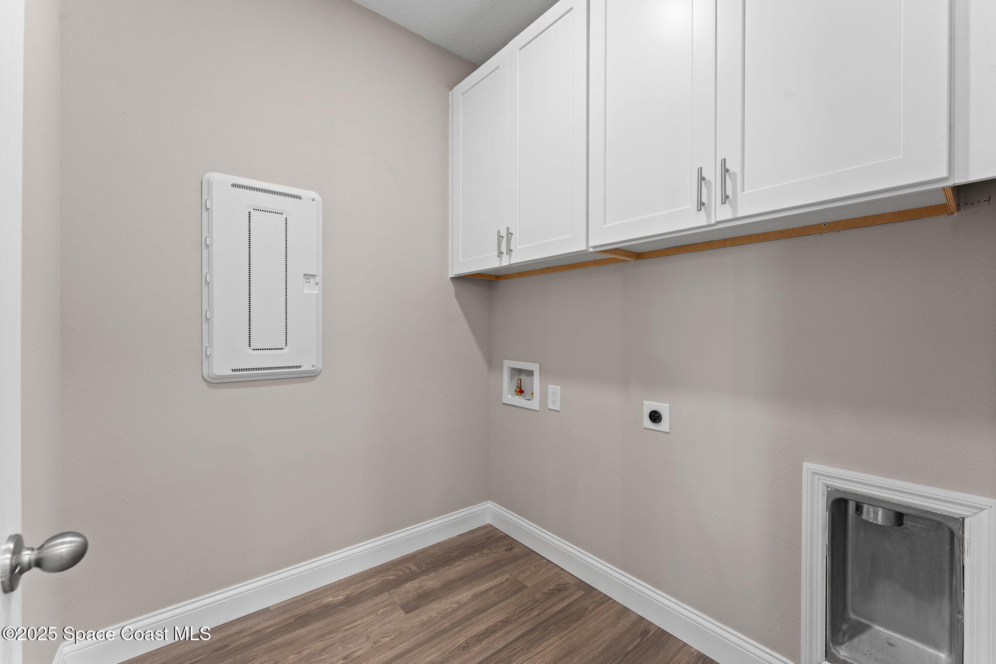 231 Sarah Road SW
