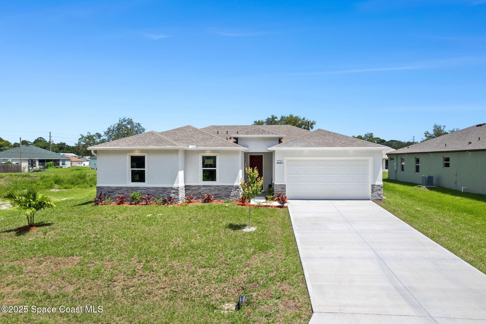 231 Sarah Road SW
