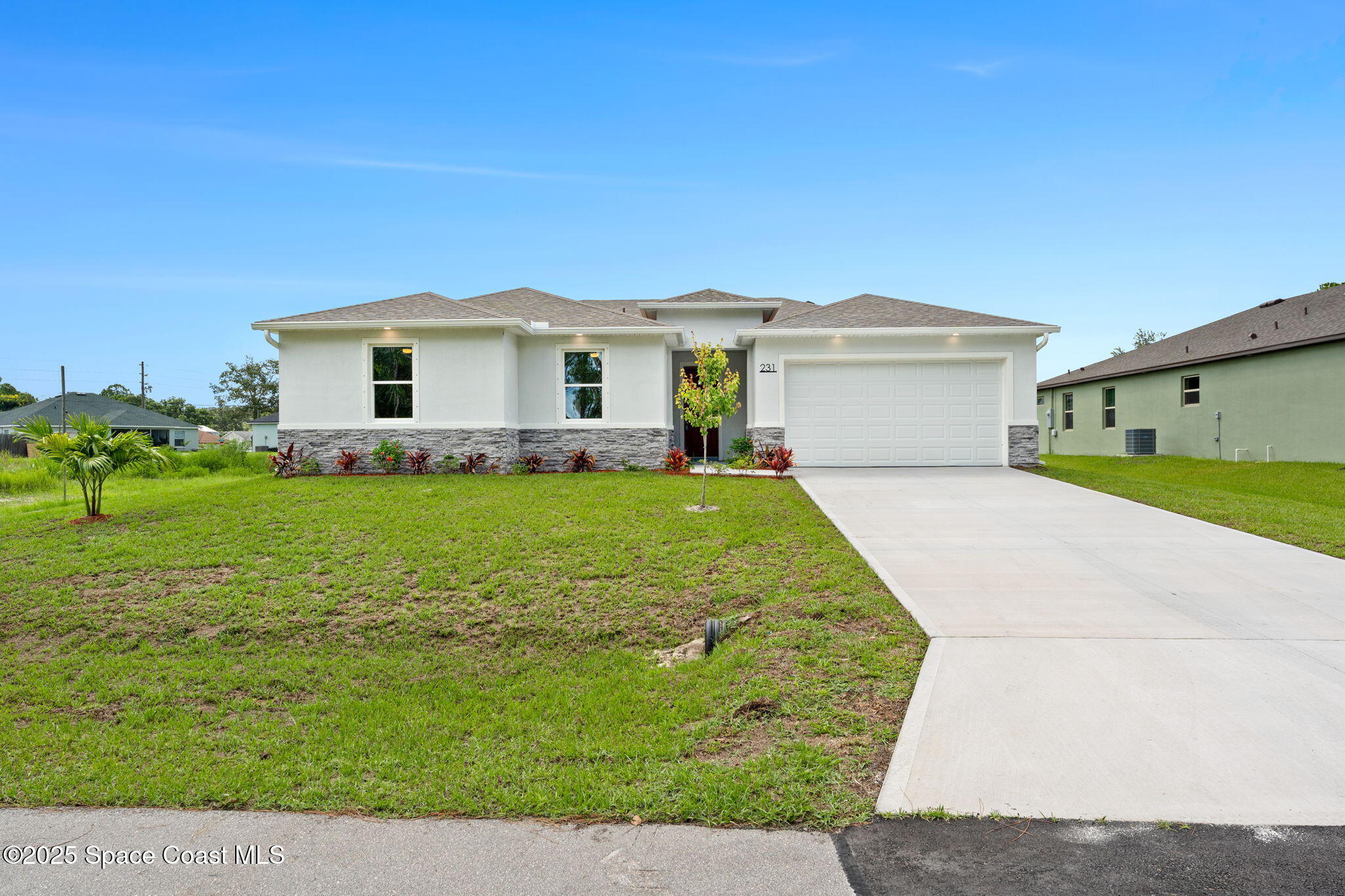 231 Sarah Road SW