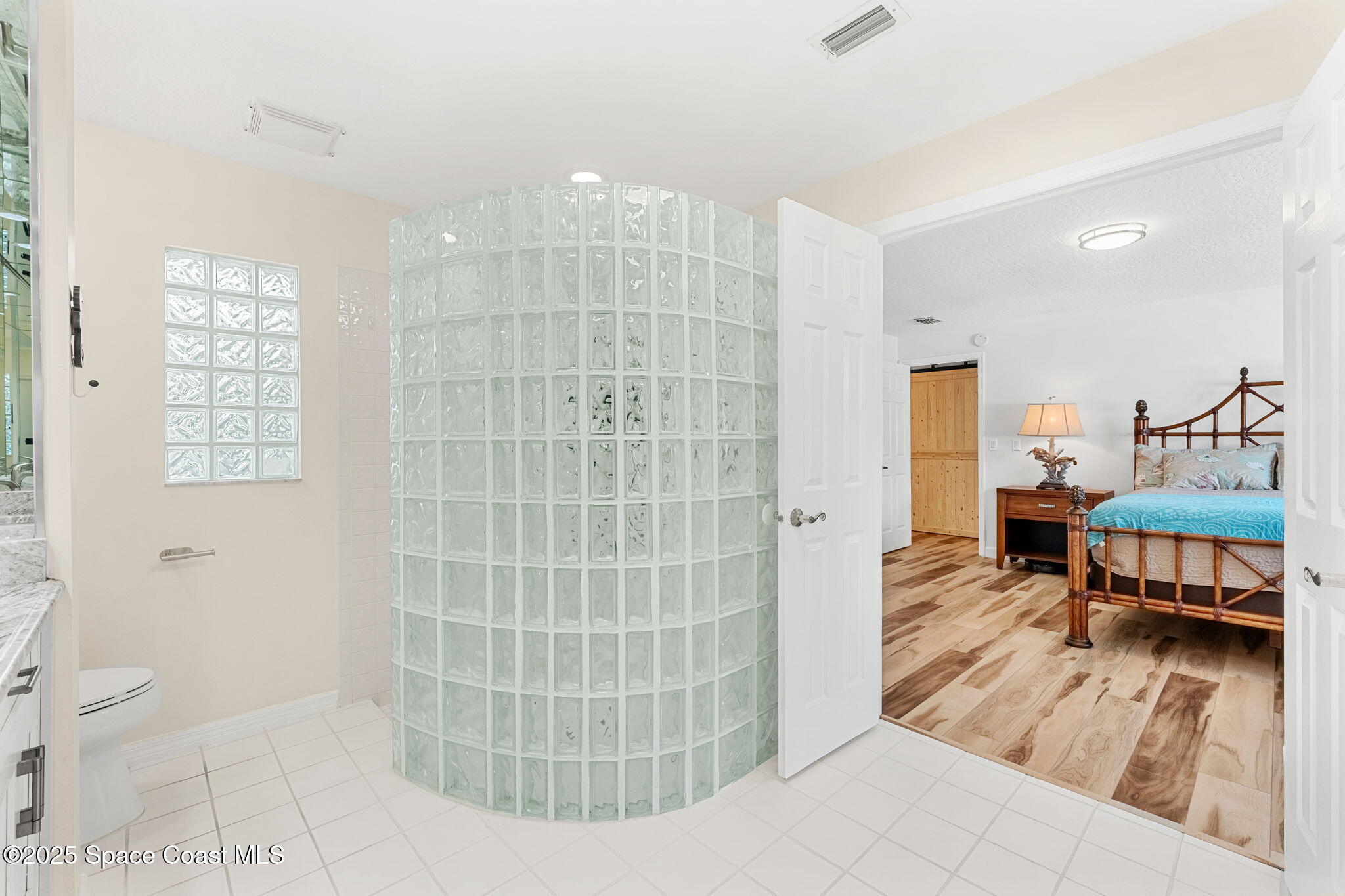 3217 Nottingham Lane
