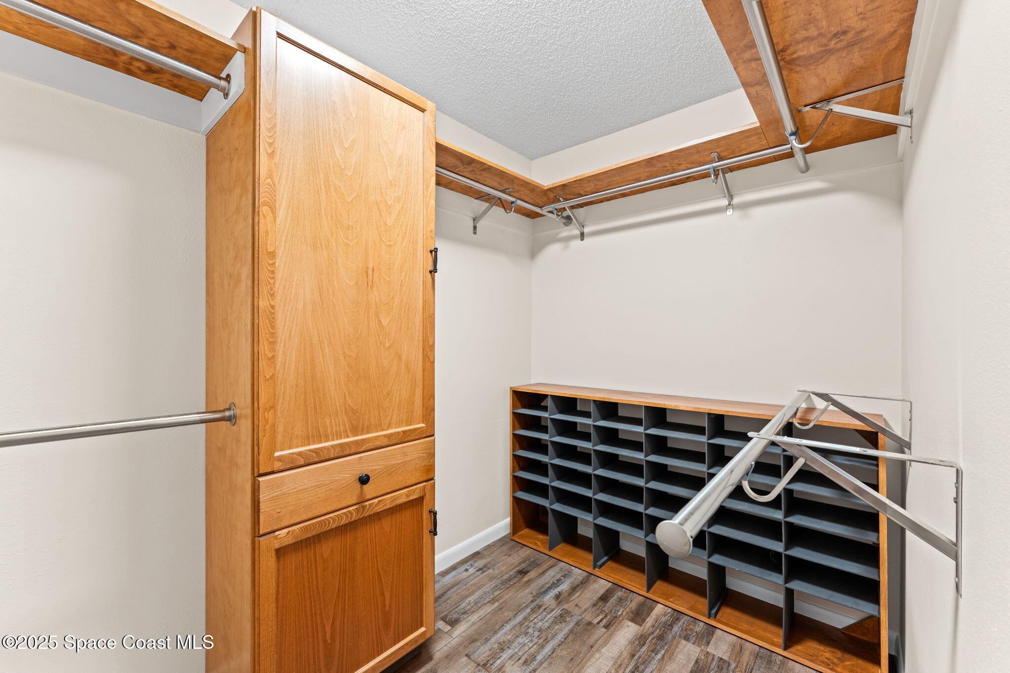2175 Lacourt Lane