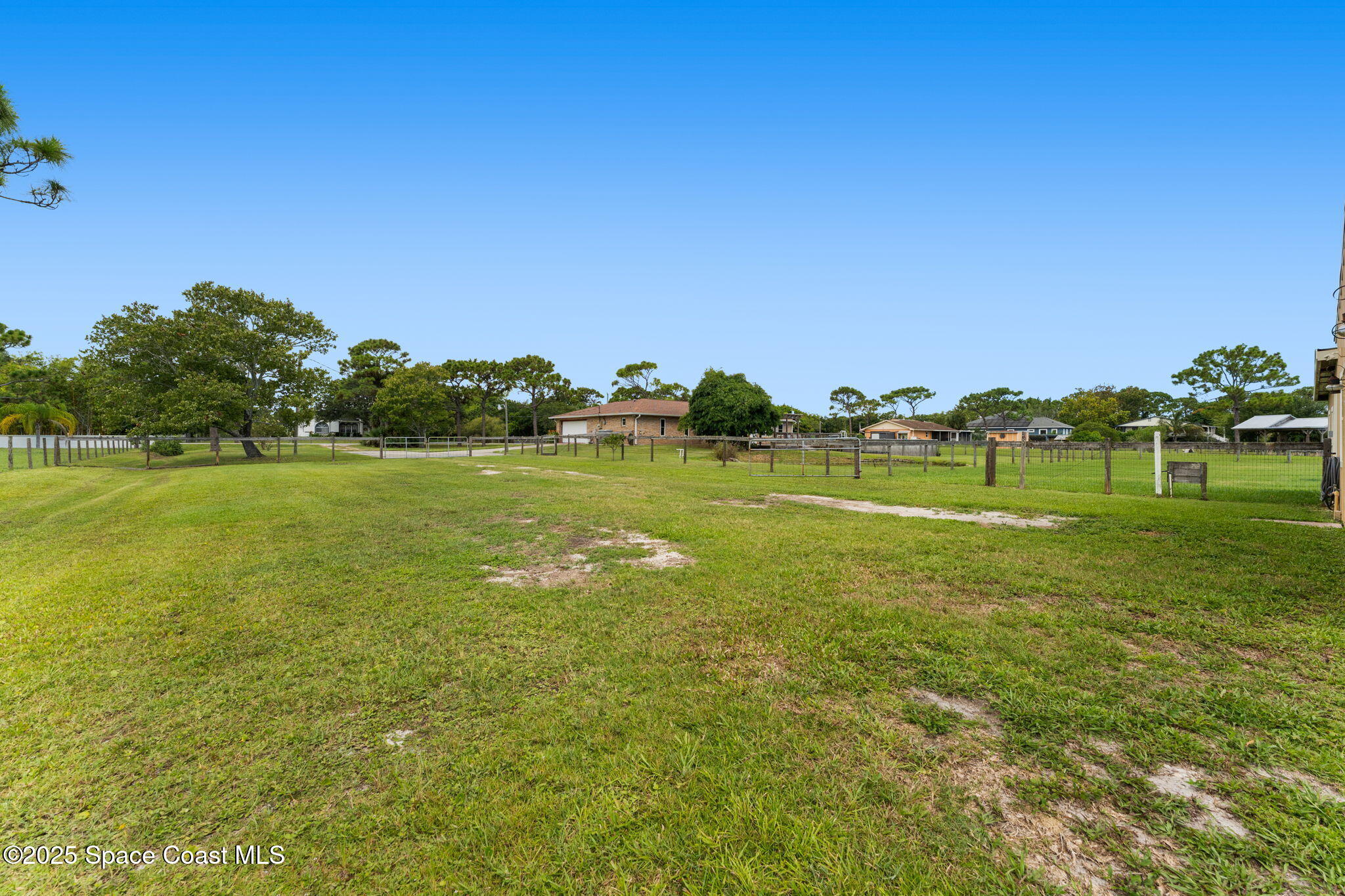 2175 Lacourt Lane