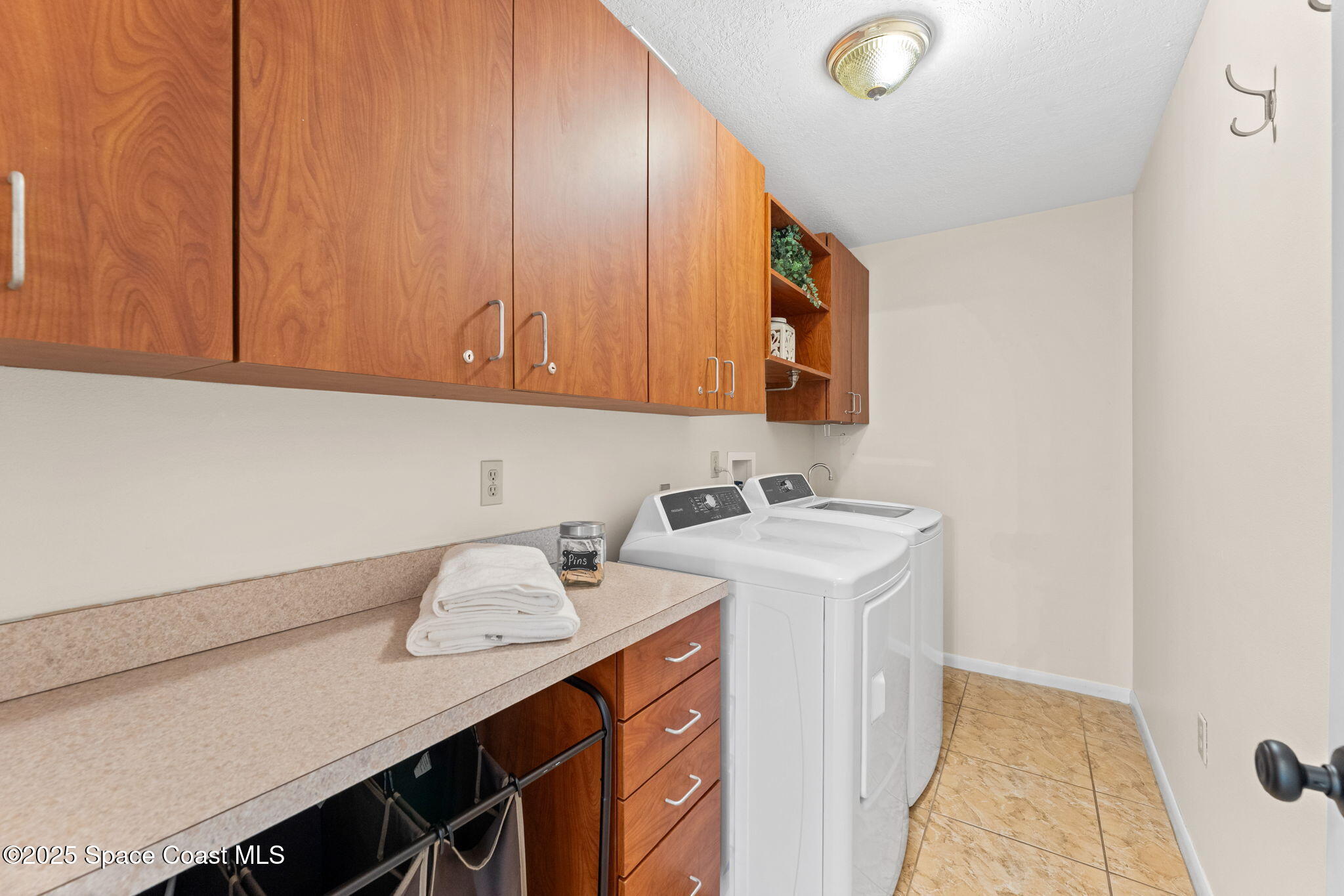 2175 Lacourt Lane