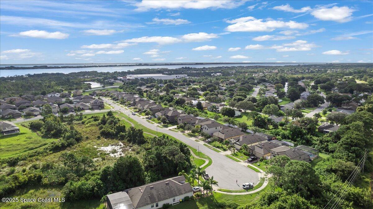 1305 Fuji Drive