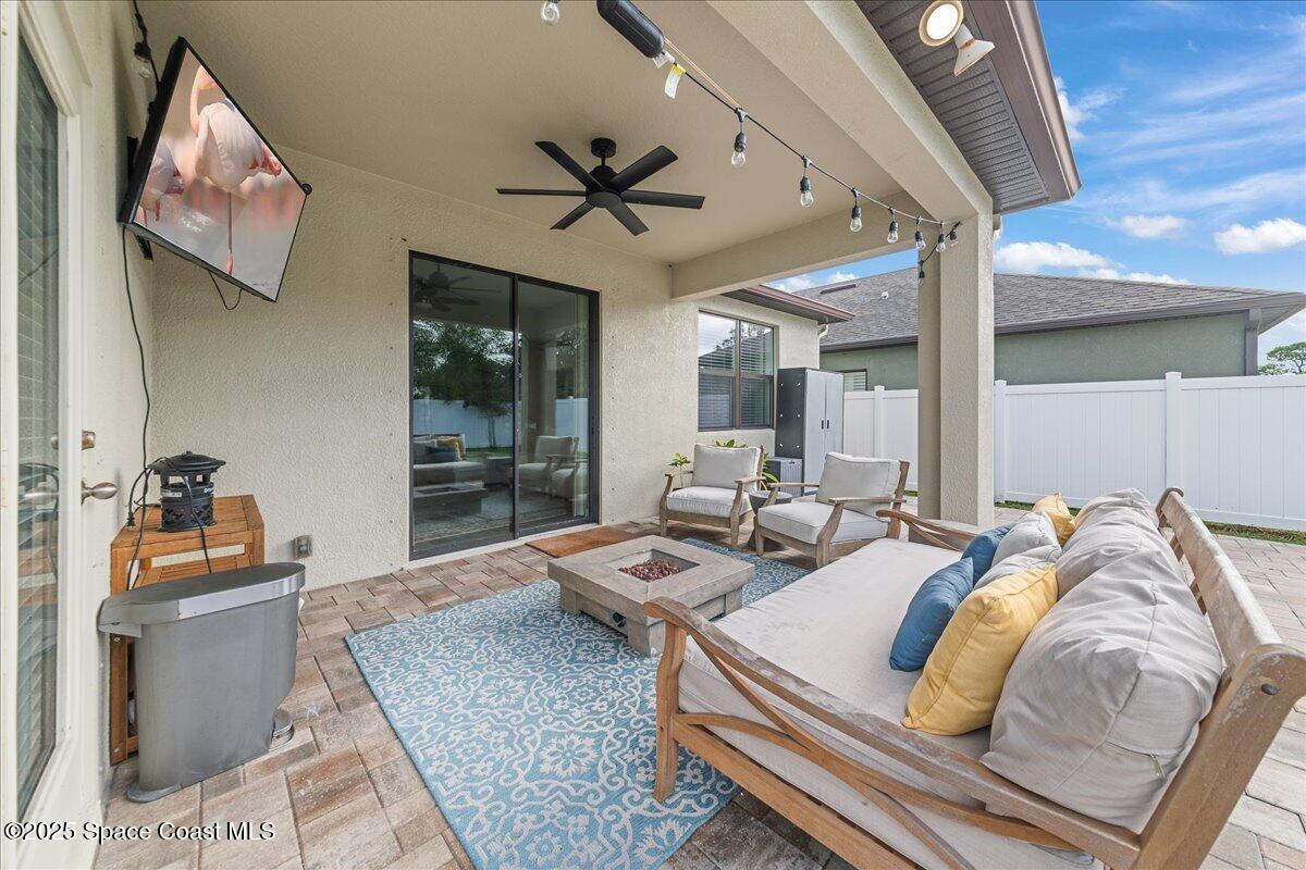 1305 Fuji Drive