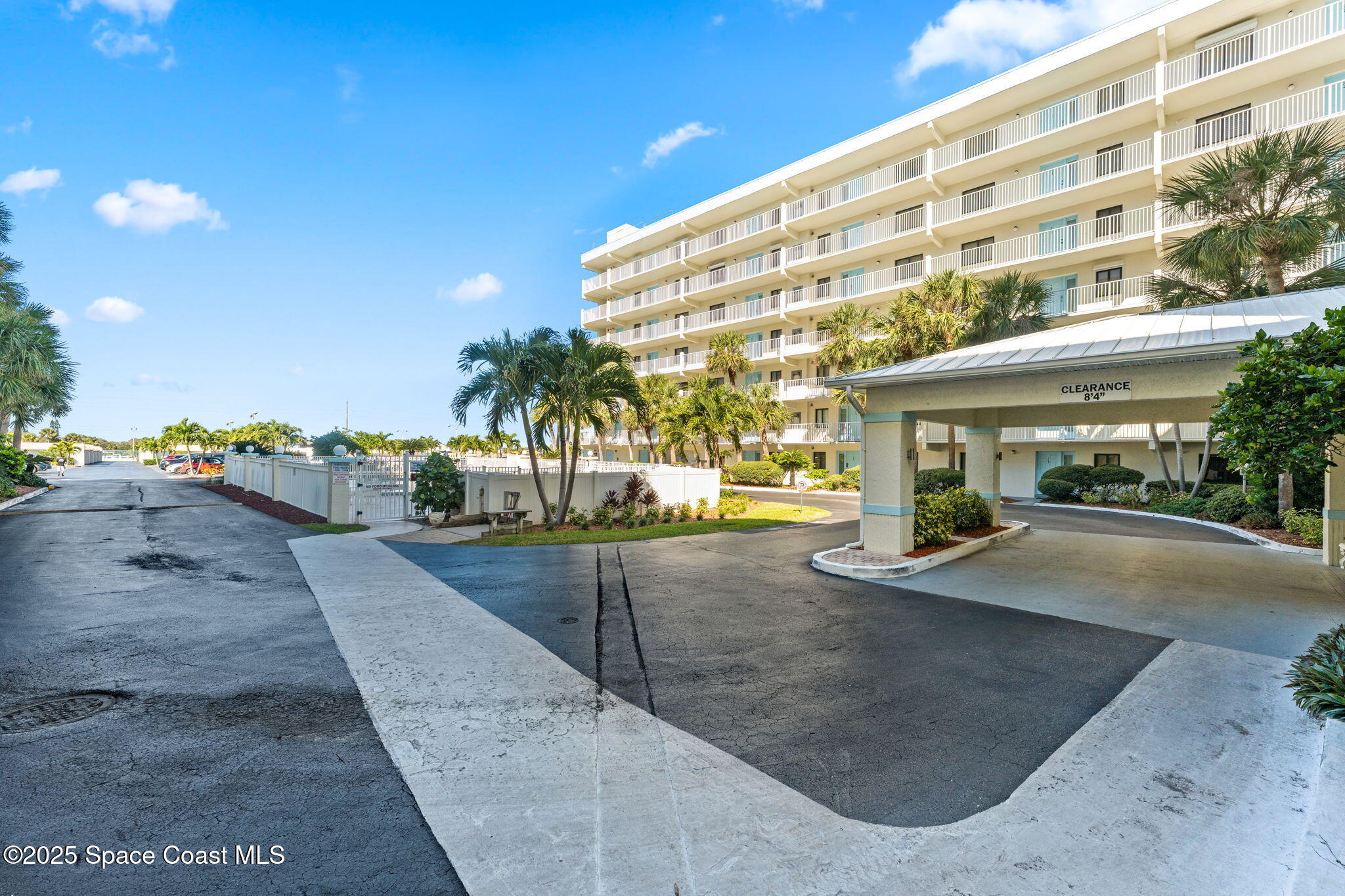 1050 N Atlantic Avenue, 402