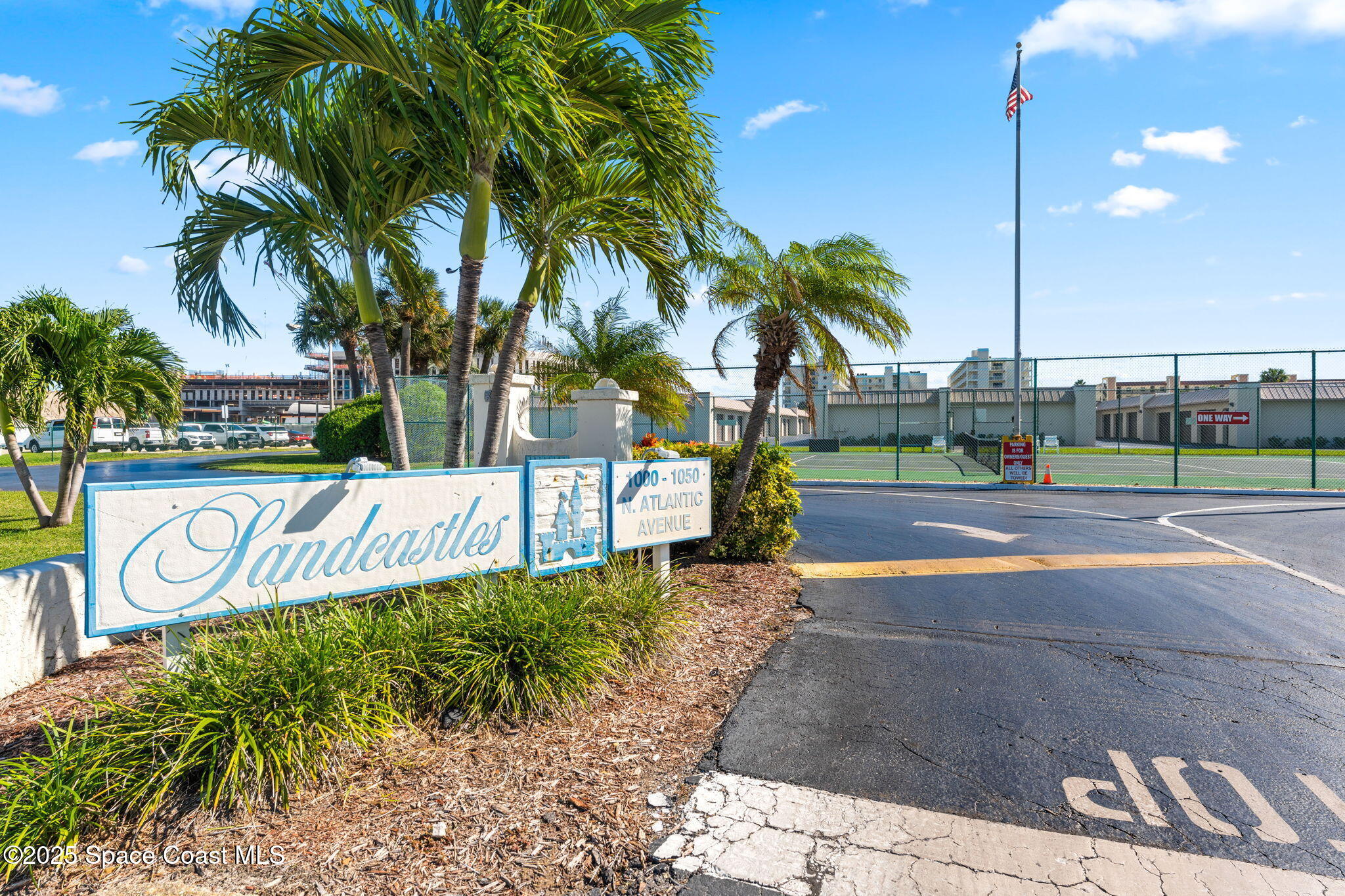 1050 N Atlantic Avenue, 402