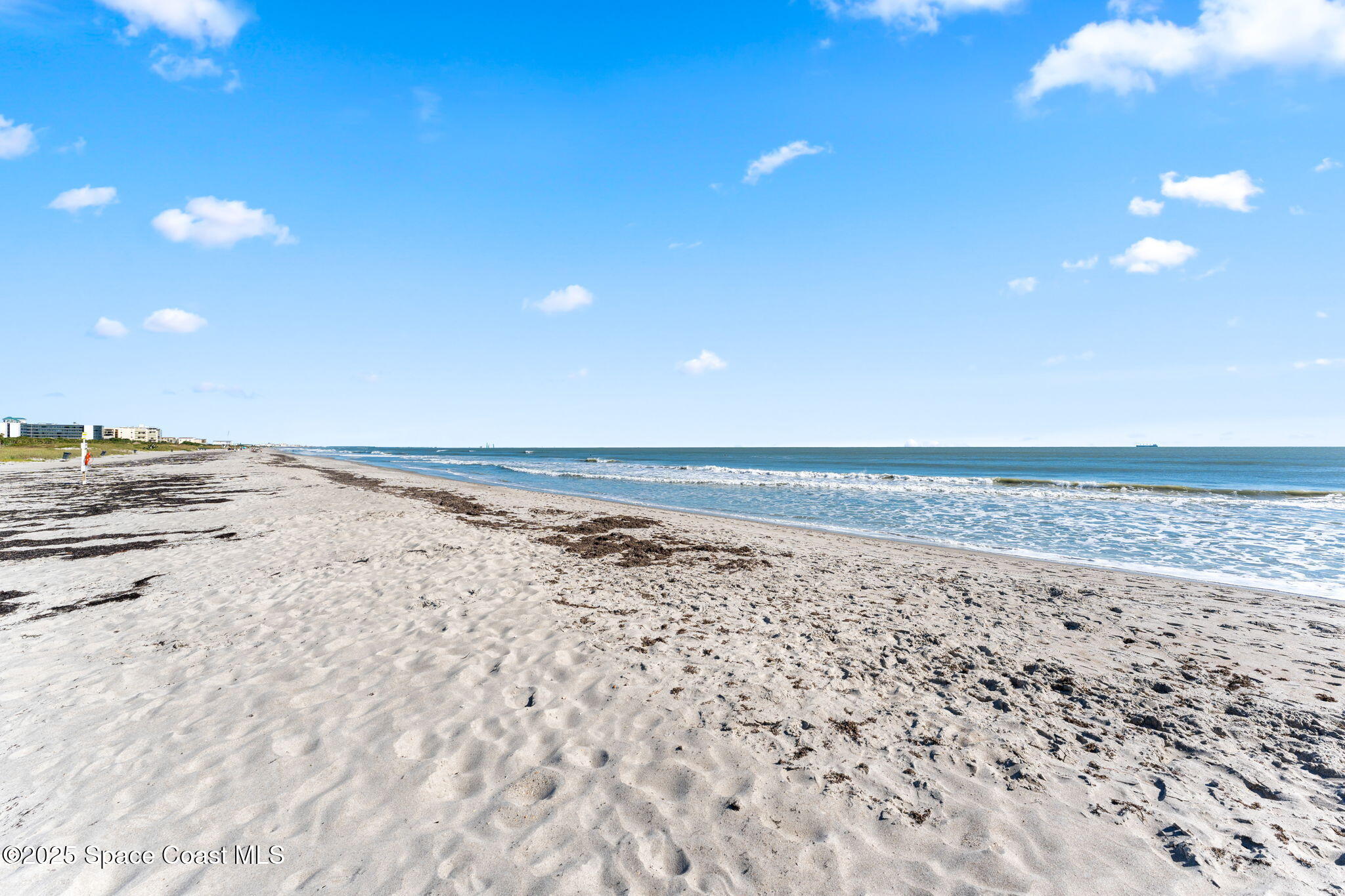 1050 N Atlantic Avenue, 402