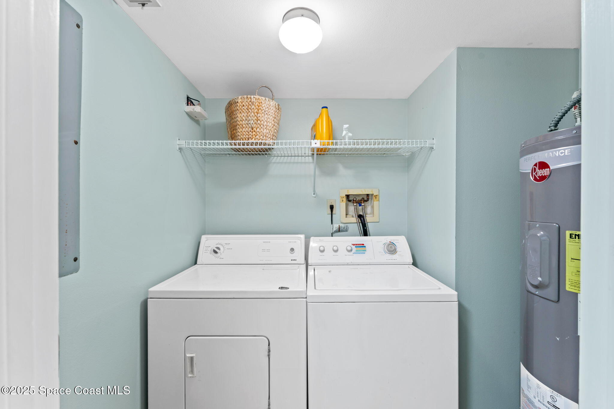 1050 N Atlantic Avenue, 402