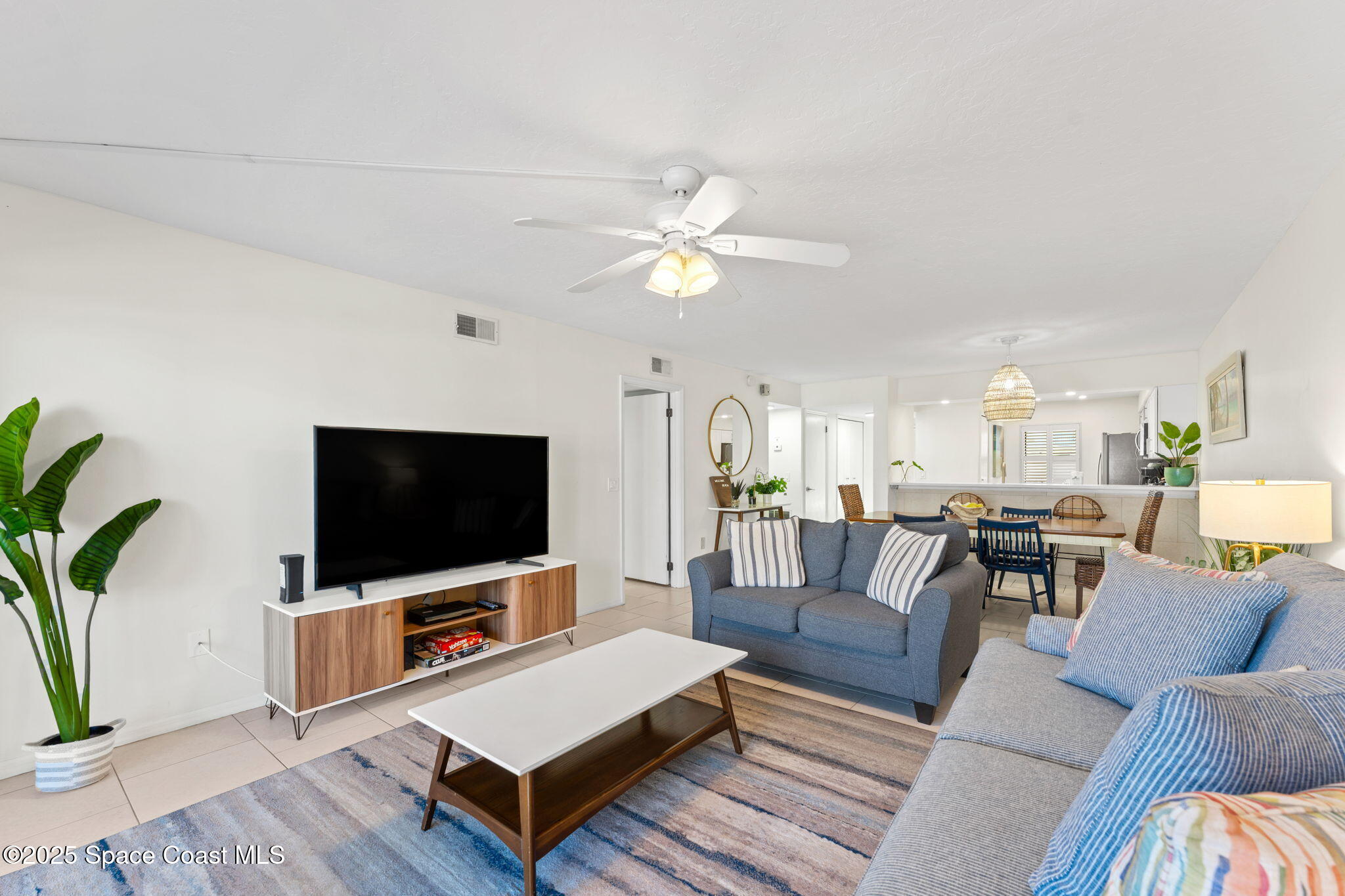 1050 N Atlantic Avenue, 402