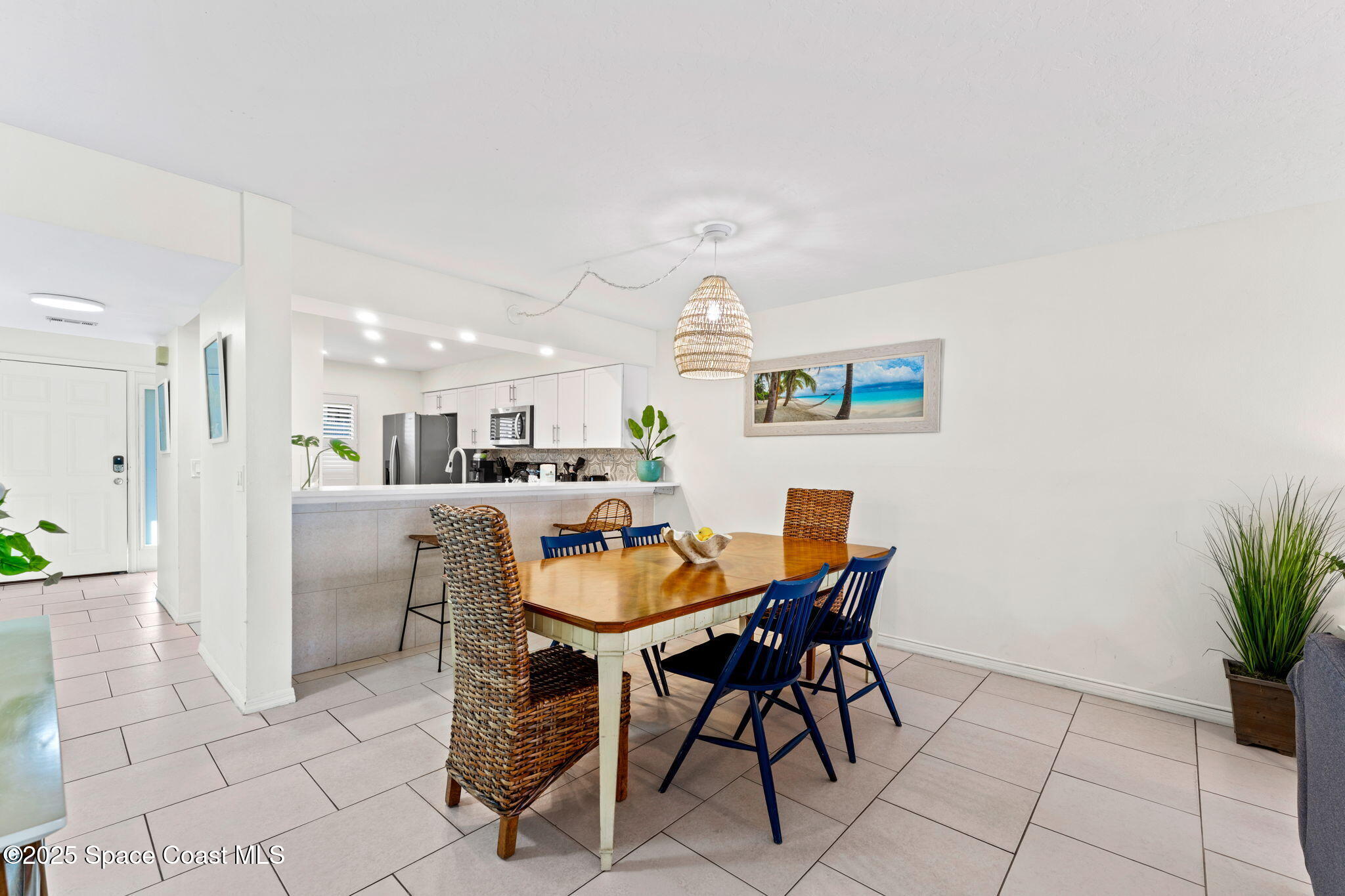 1050 N Atlantic Avenue, 402